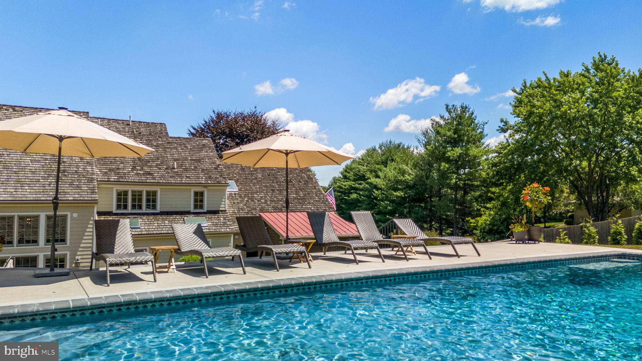 HORSESHOE FARM - Residential