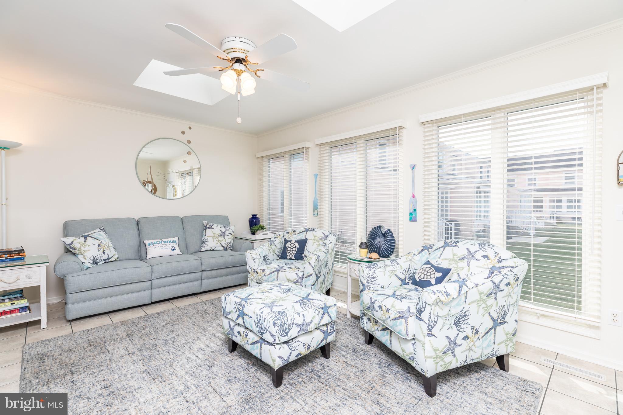 GLENN ACRES - Residential