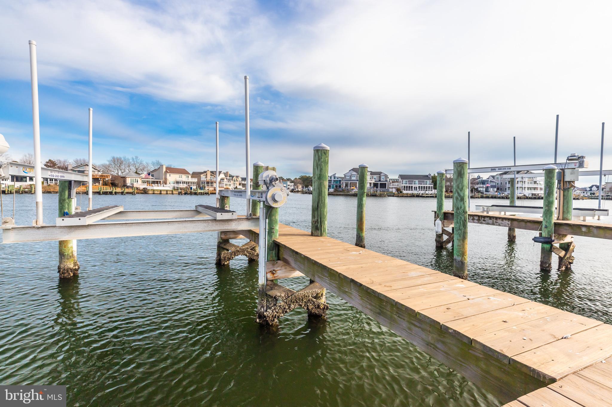 GLENN ACRES - Residential