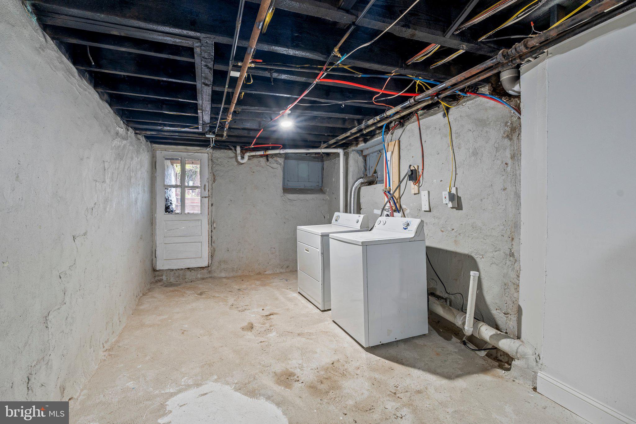 COBBS CREEK - Residential