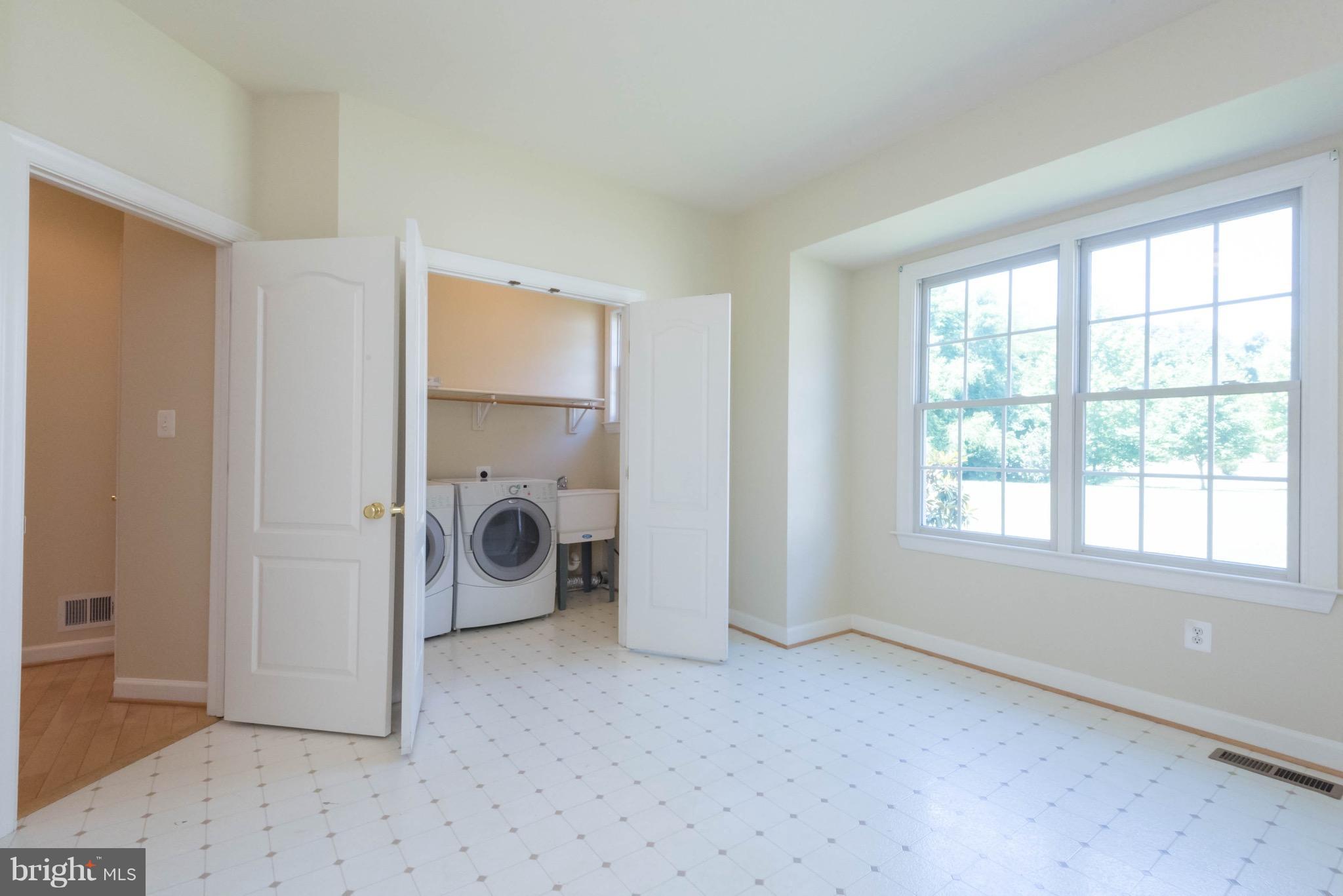 KINGSPORT - Residential