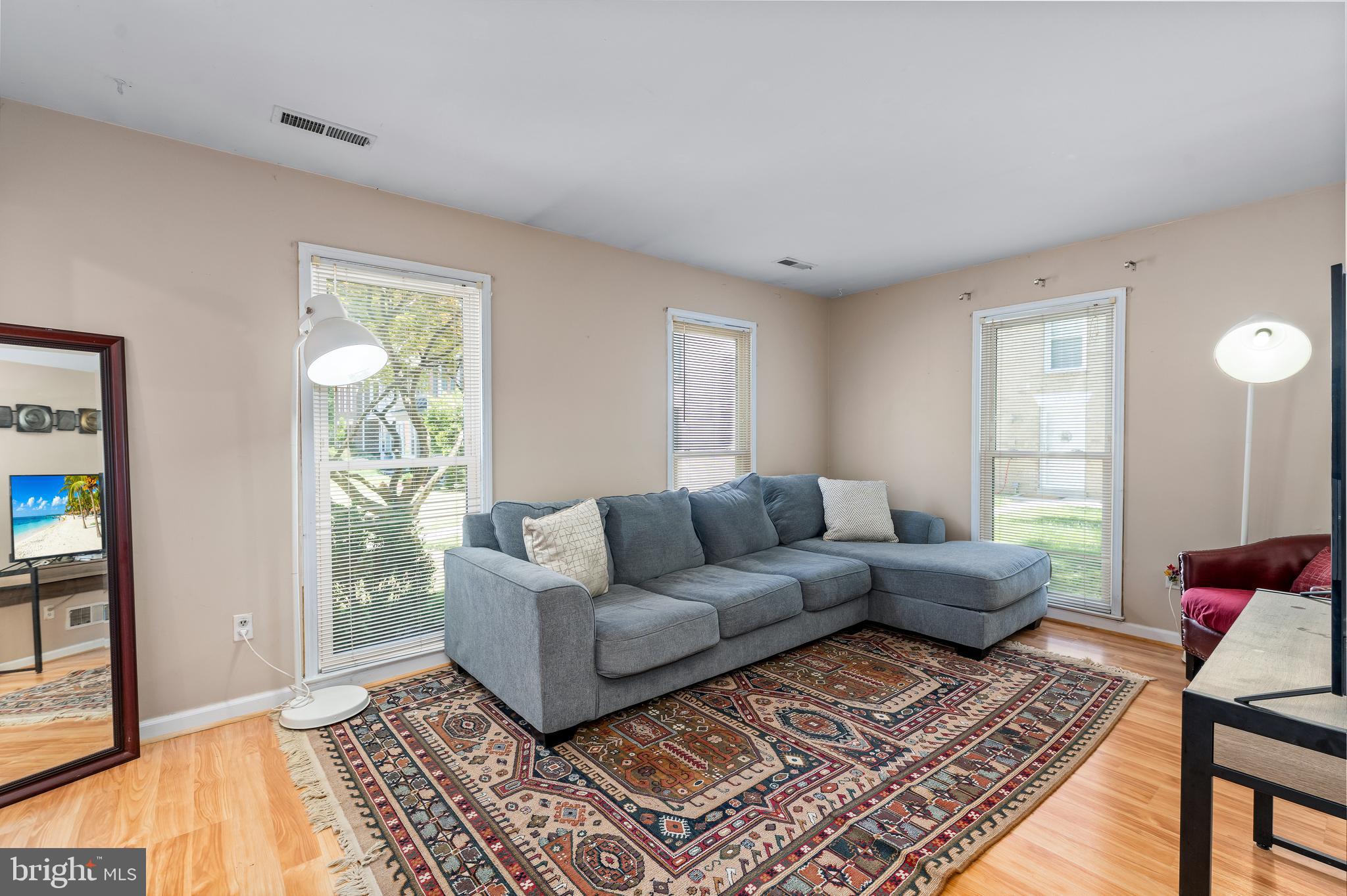 1516 BRYAN COURT