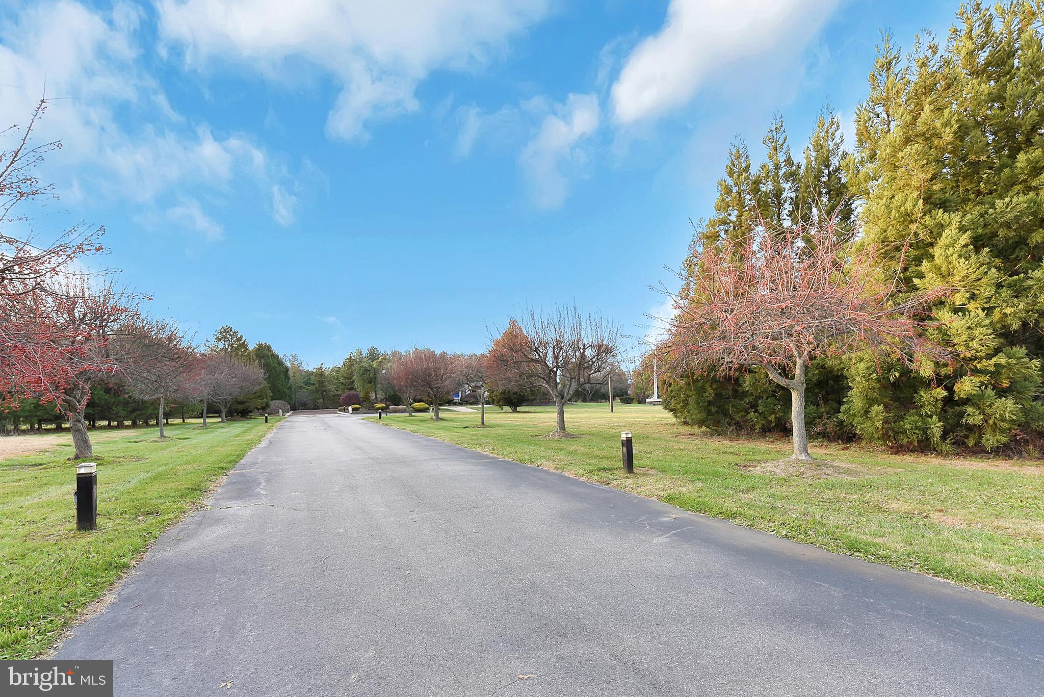 3919 CROSSWICKS HAMILTON SQ ROAD