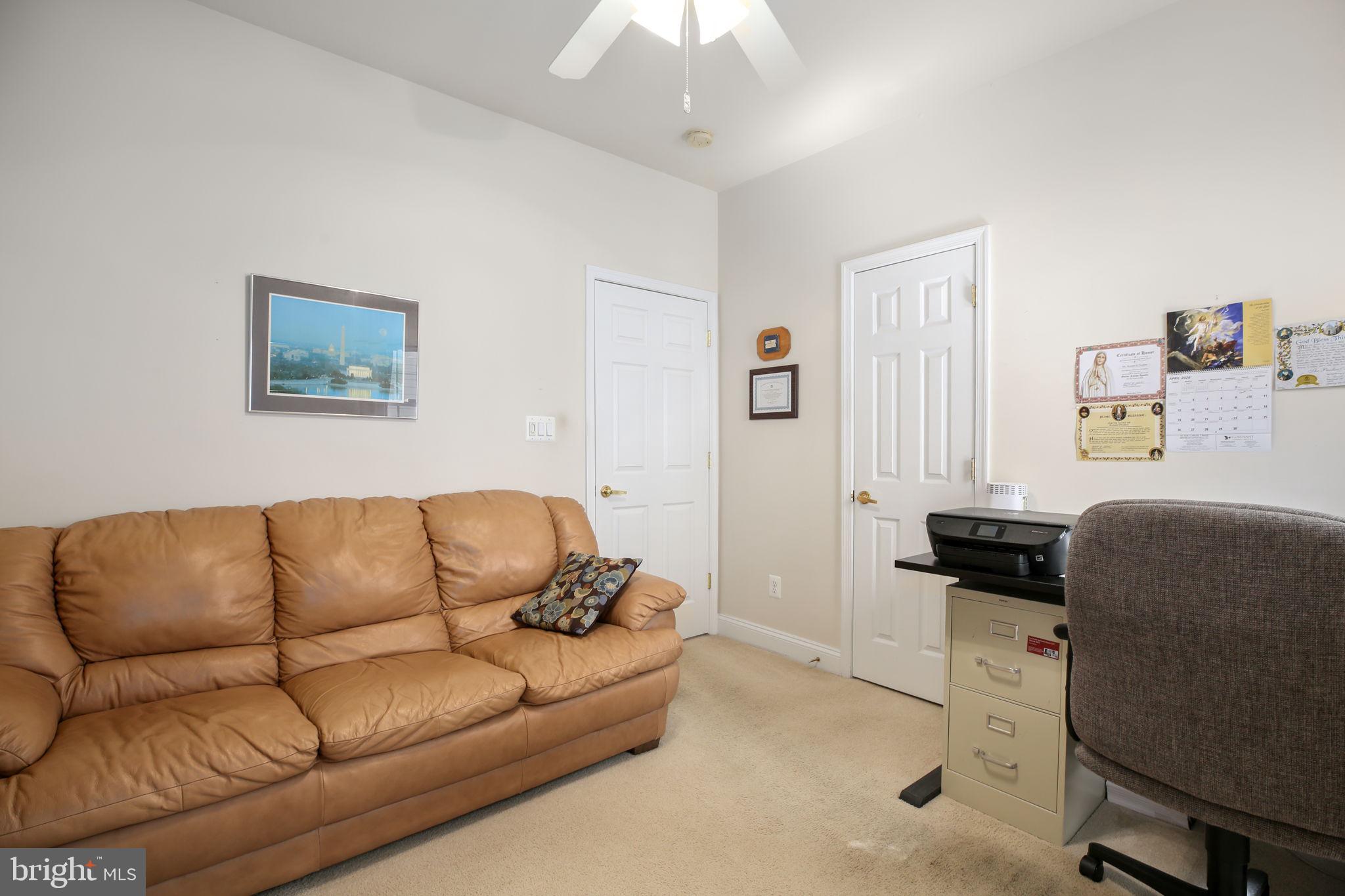 VIRGINIA HERITAGE AT LEE'S PARK - Residential