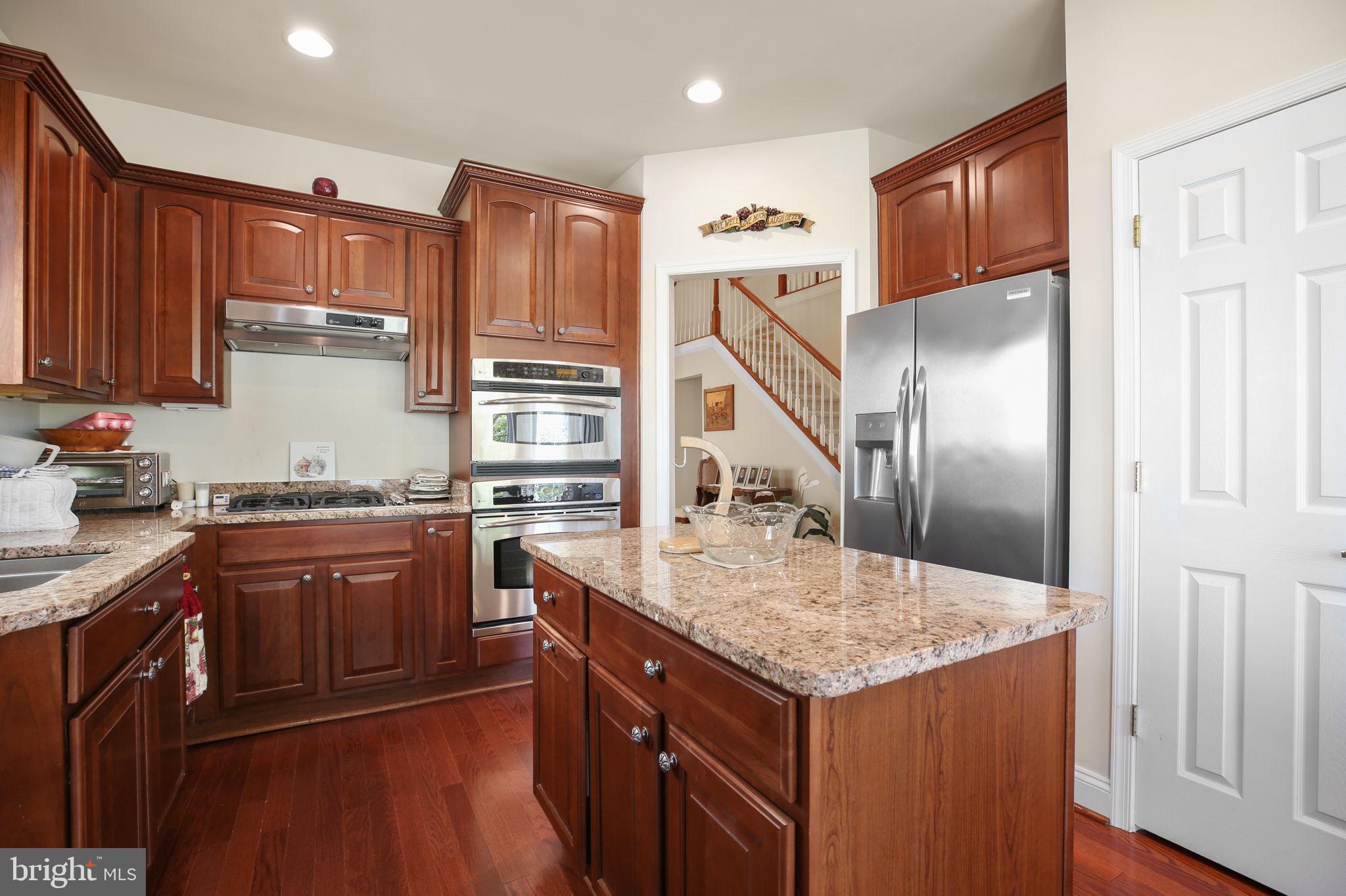 VIRGINIA HERITAGE AT LEE'S PARK - Residential