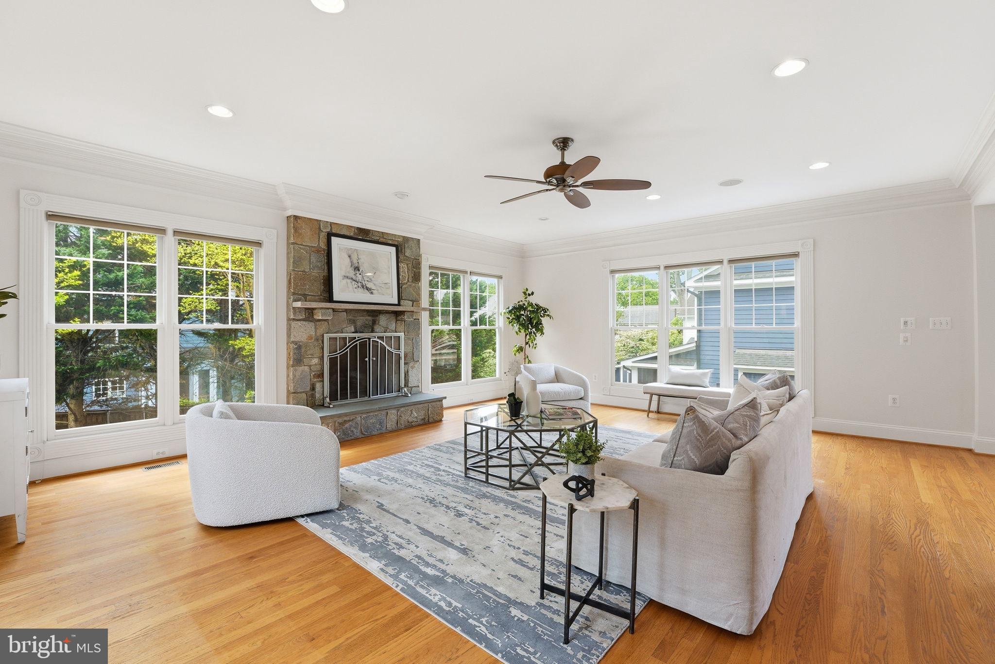 ALTA VISTA TERRACE - Residential