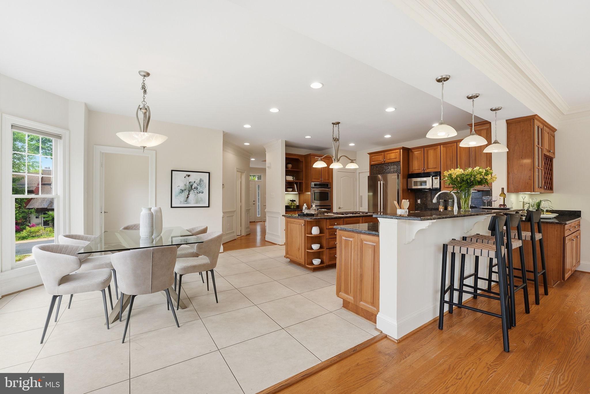 ALTA VISTA TERRACE - Residential