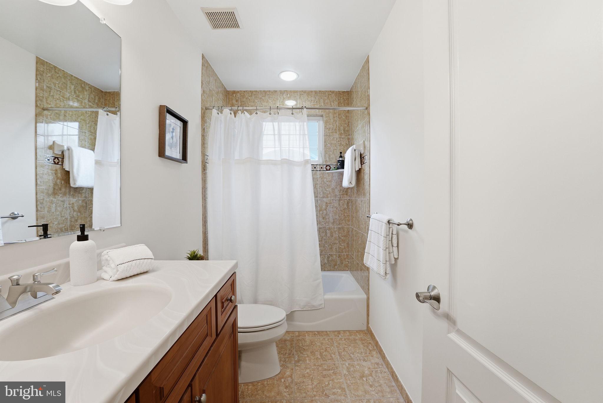 ALTA VISTA TERRACE - Residential