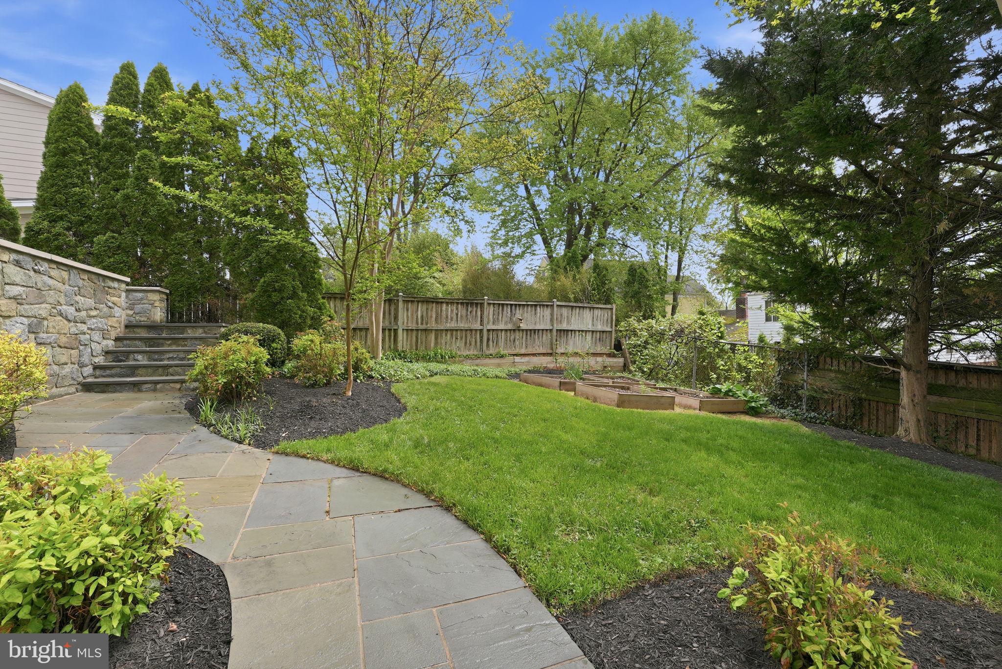 ALTA VISTA TERRACE - Residential