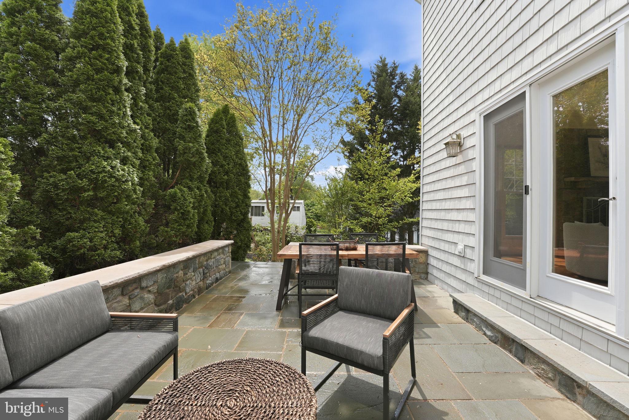 ALTA VISTA TERRACE - Residential