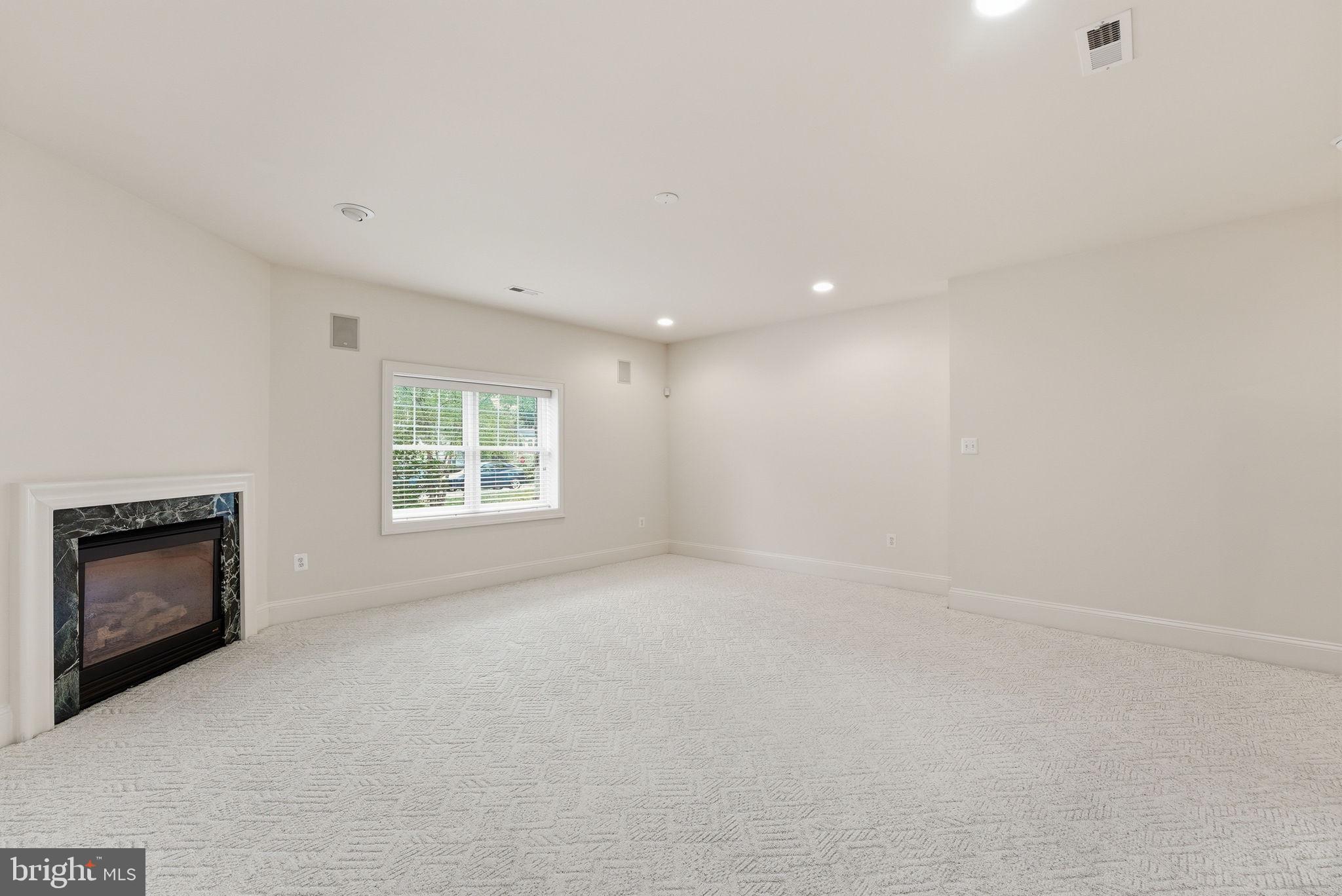 ALTA VISTA TERRACE - Residential