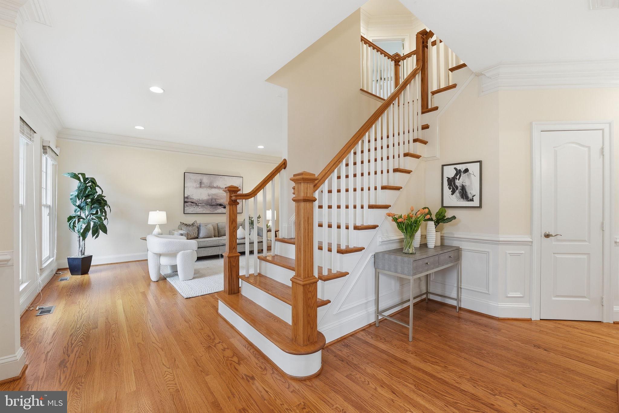 ALTA VISTA TERRACE - Residential