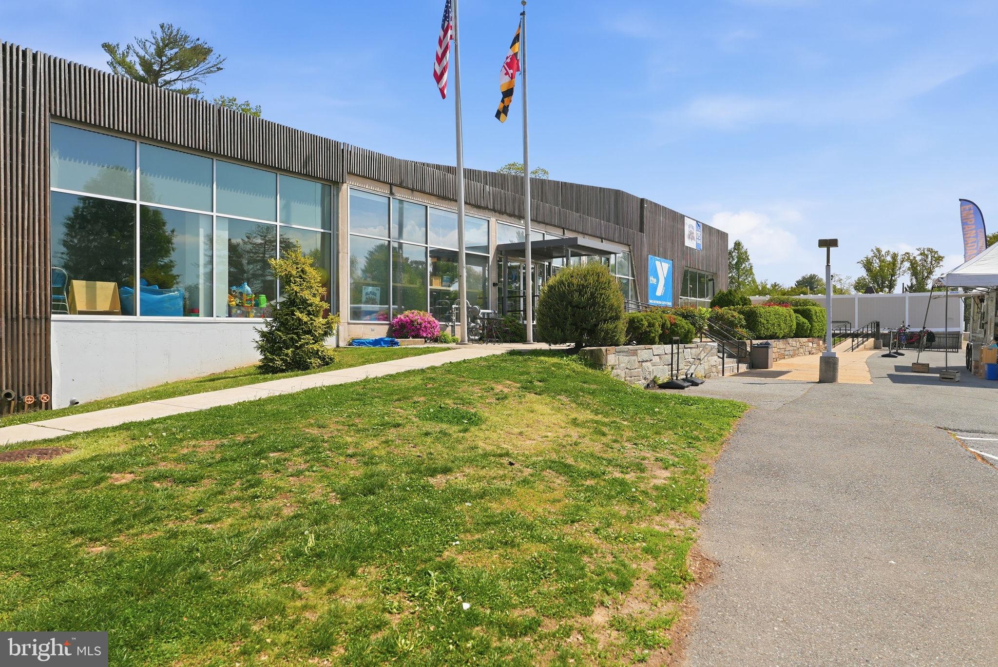 ALTA VISTA TERRACE - Residential