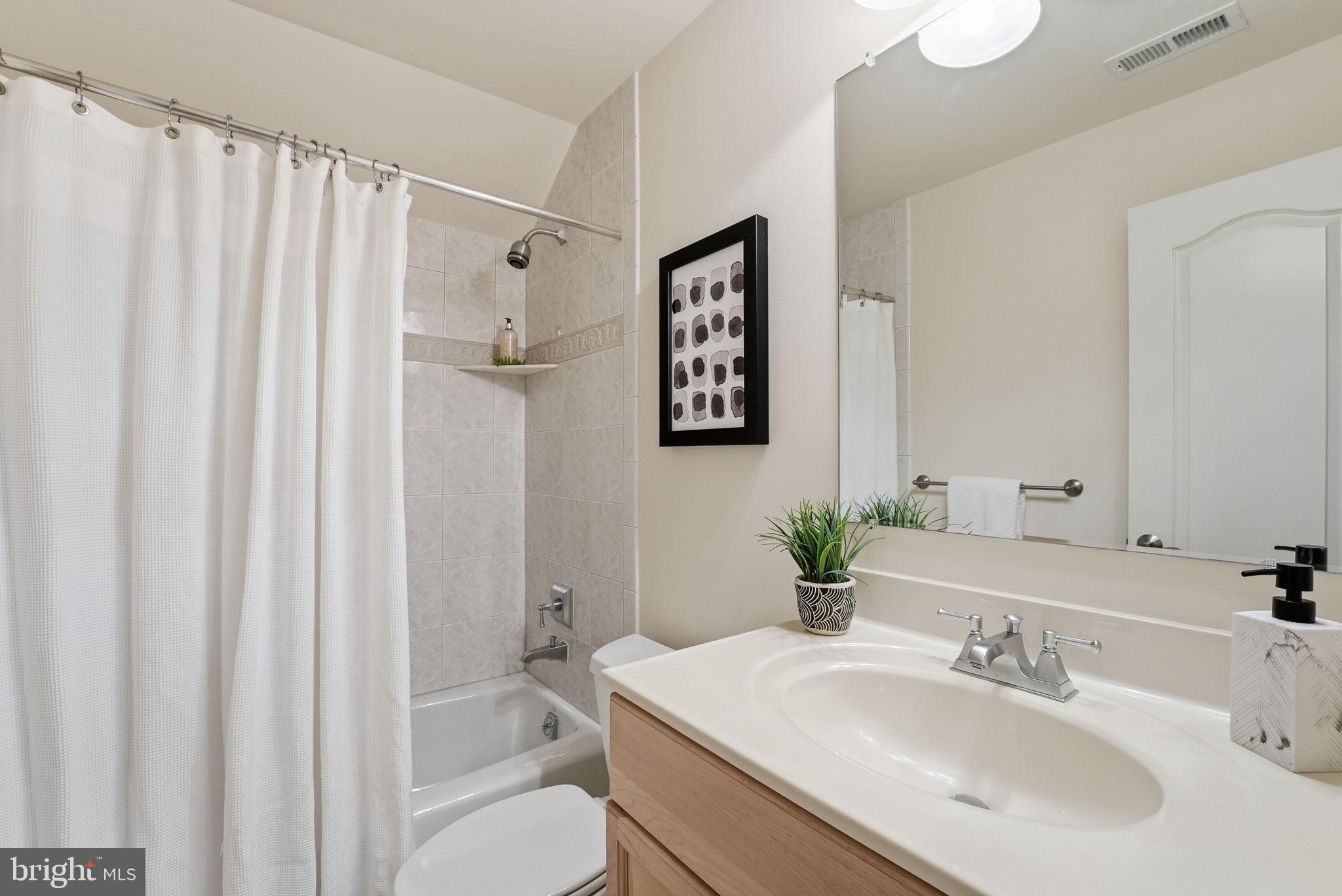 ALTA VISTA TERRACE - Residential