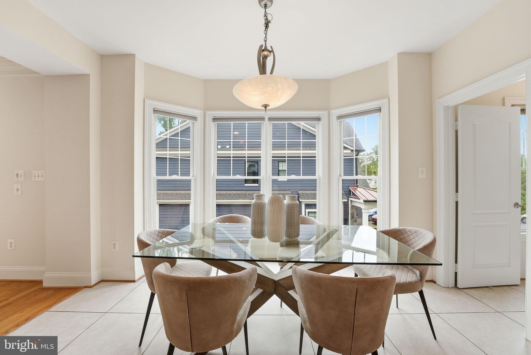 ALTA VISTA TERRACE - Residential