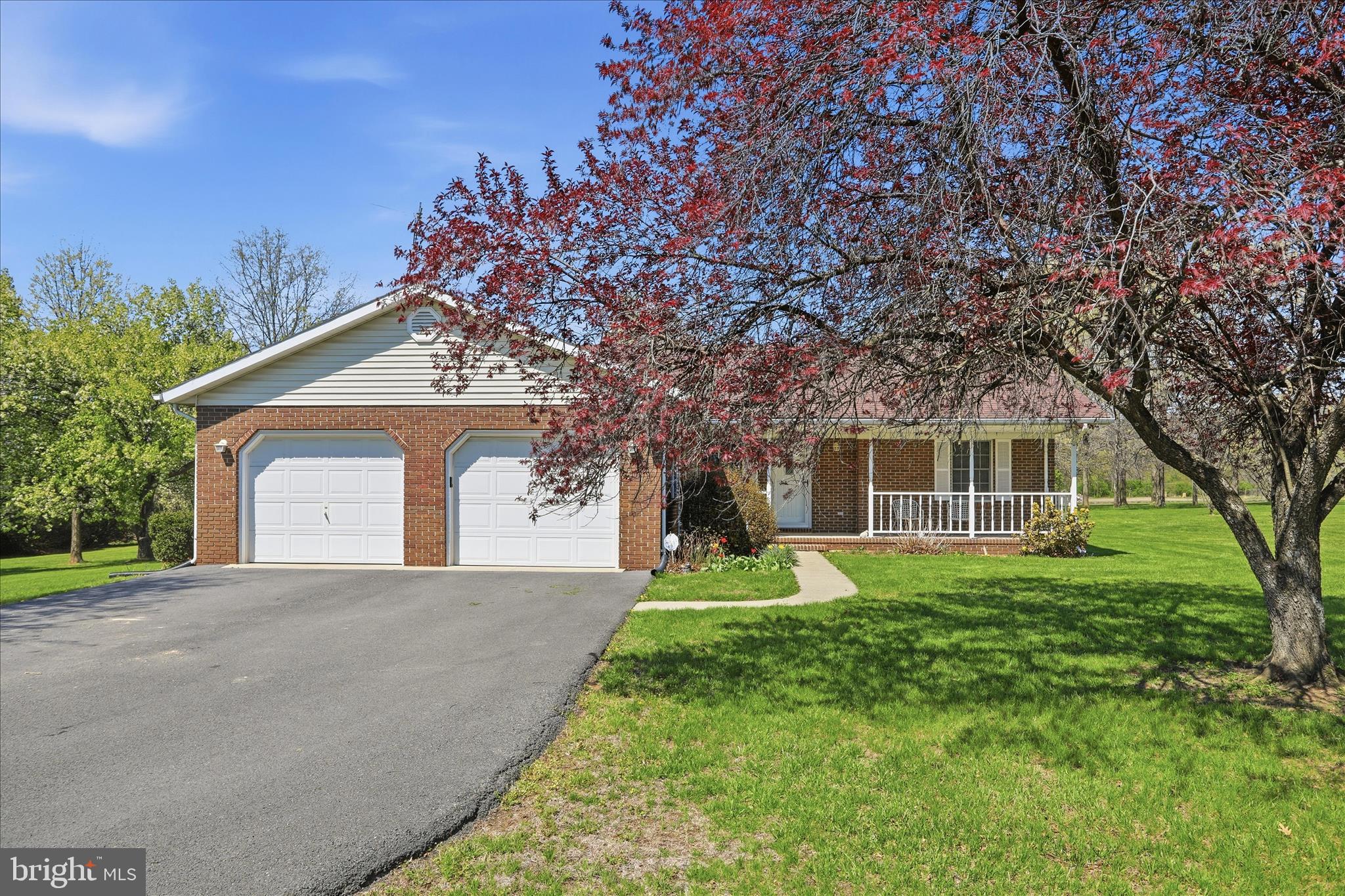 GERRARD ACRES - Residential