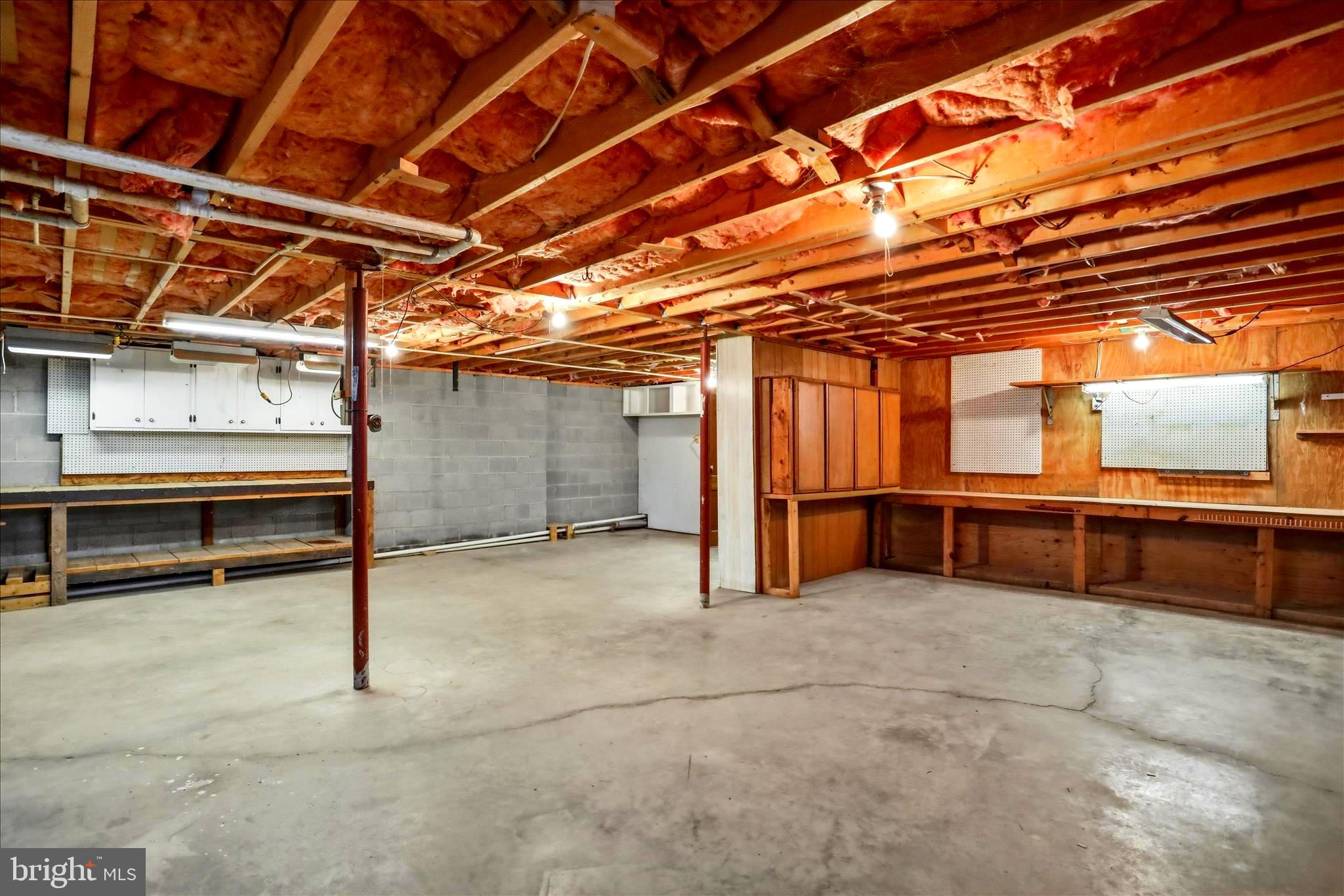 GERRARD ACRES - Residential