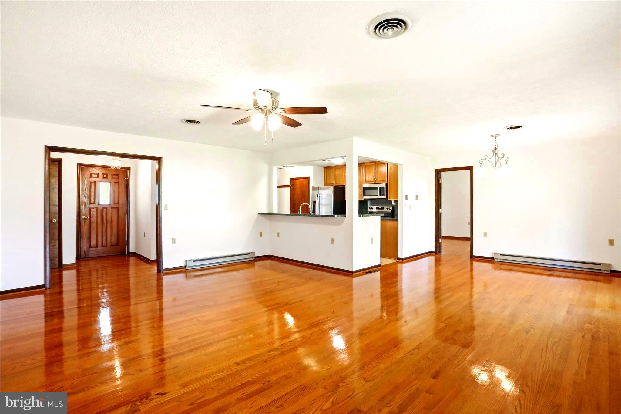 GERRARD ACRES - Residential