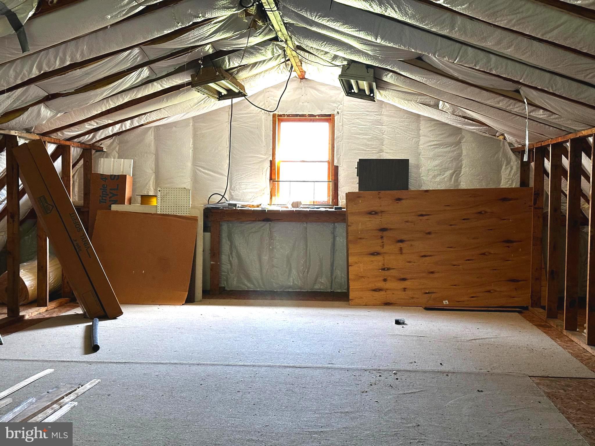 GERRARD ACRES - Residential