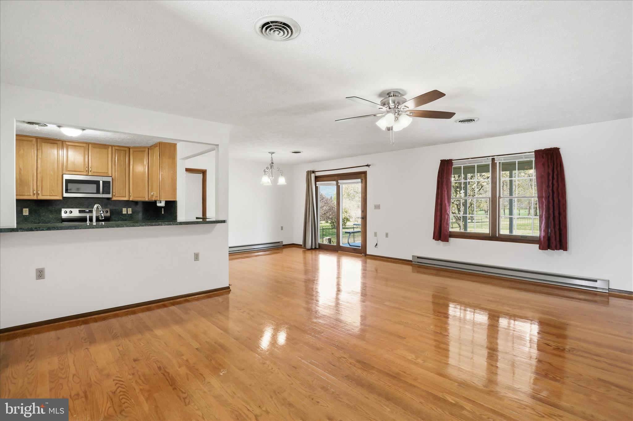 GERRARD ACRES - Residential