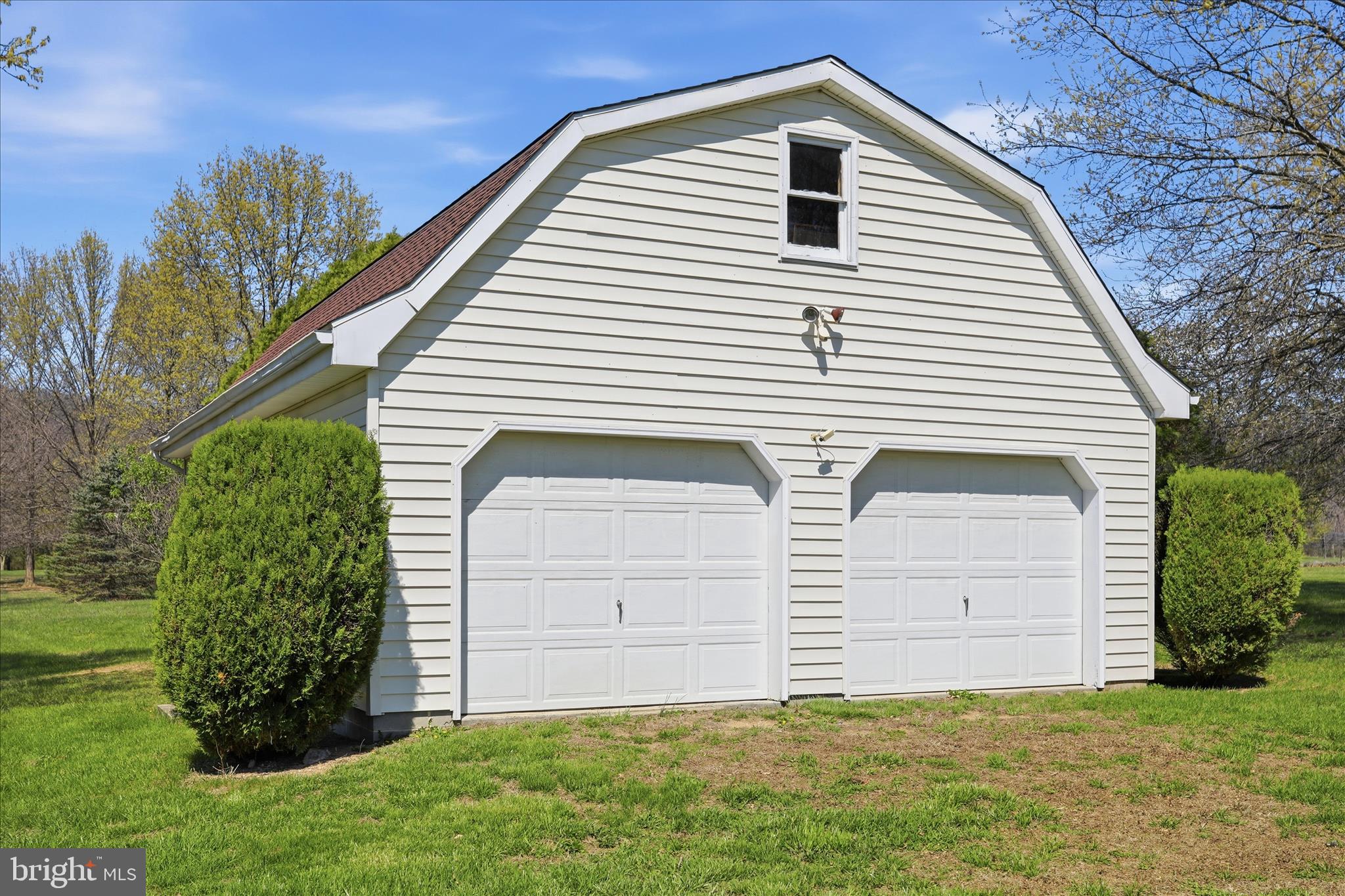 GERRARD ACRES - Residential