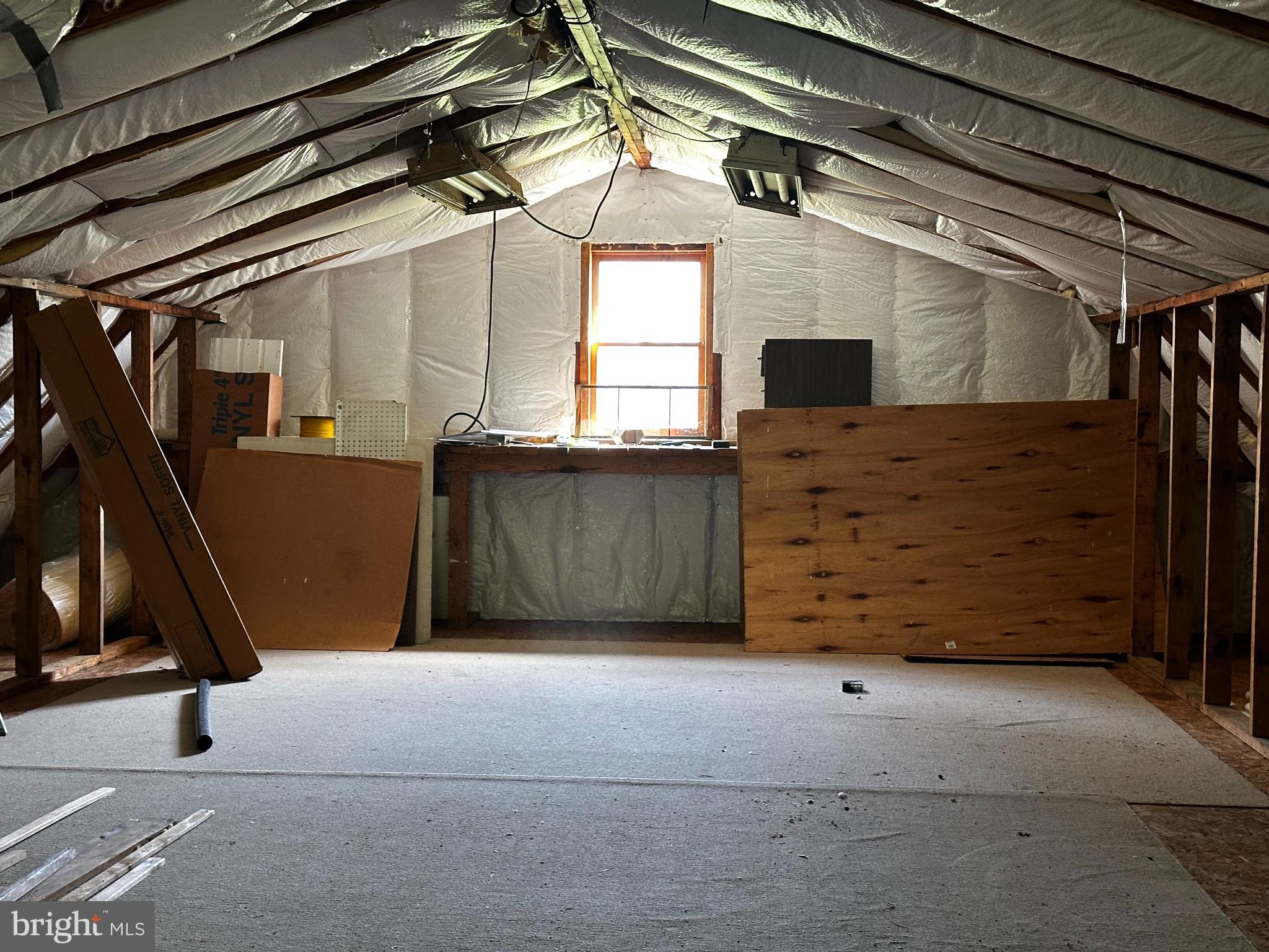 GERRARD ACRES - Residential