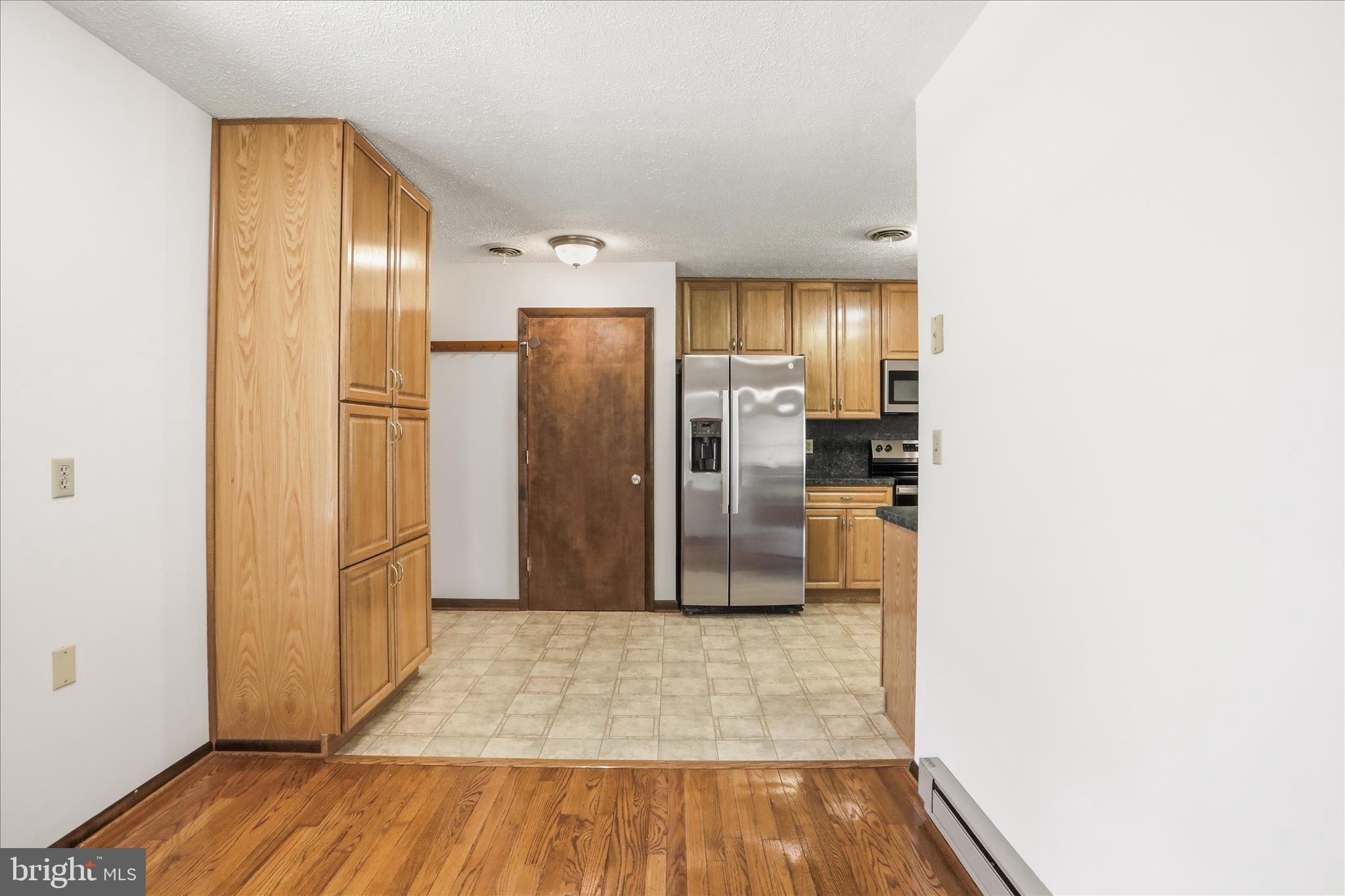 GERRARD ACRES - Residential