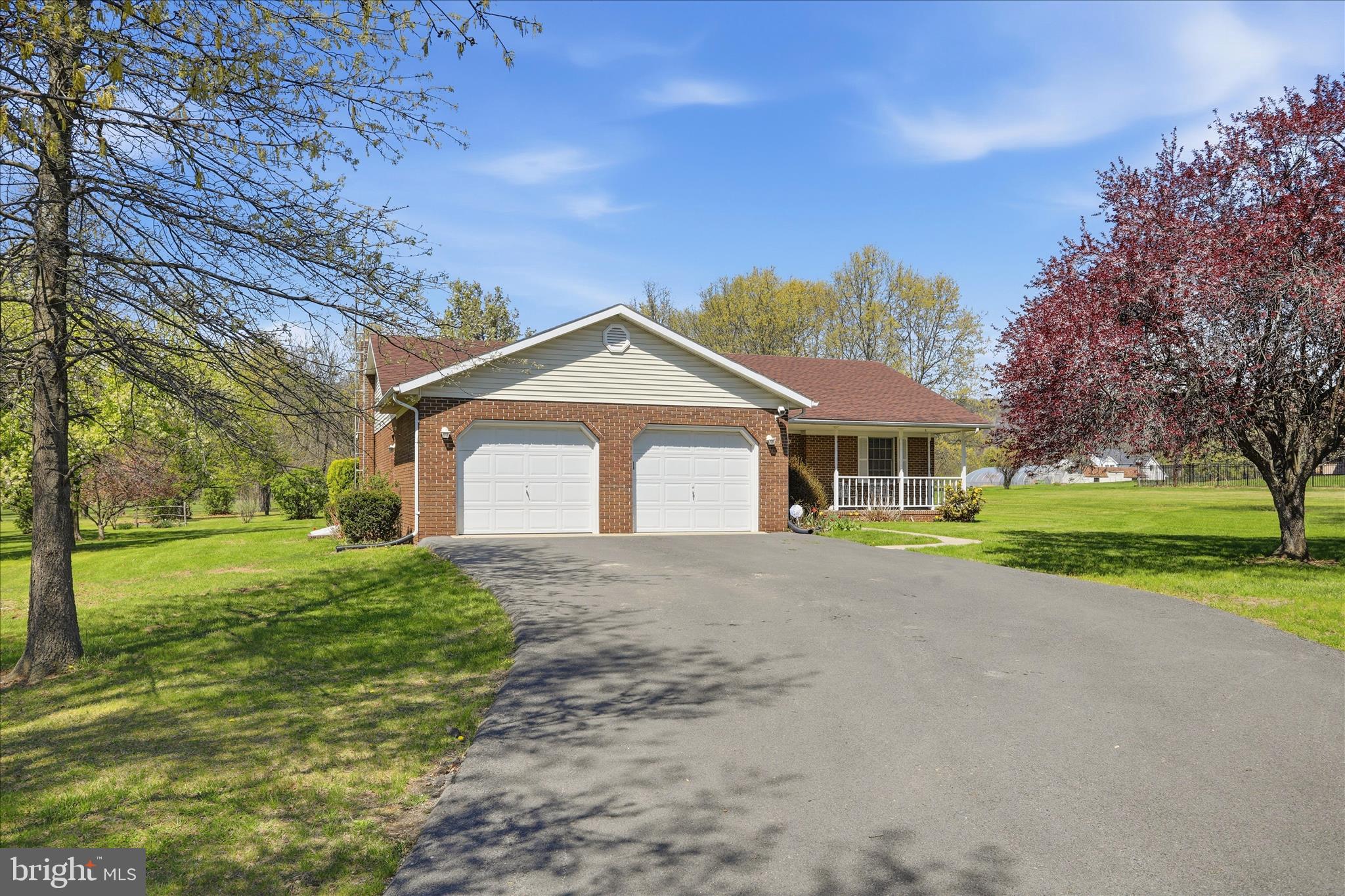 GERRARD ACRES - Residential