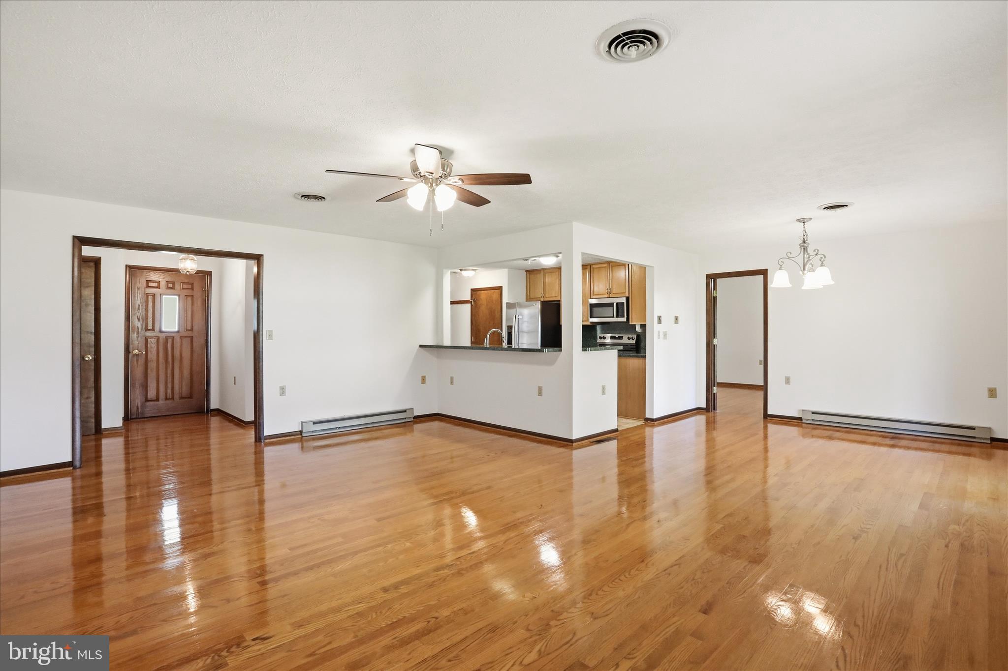 GERRARD ACRES - Residential