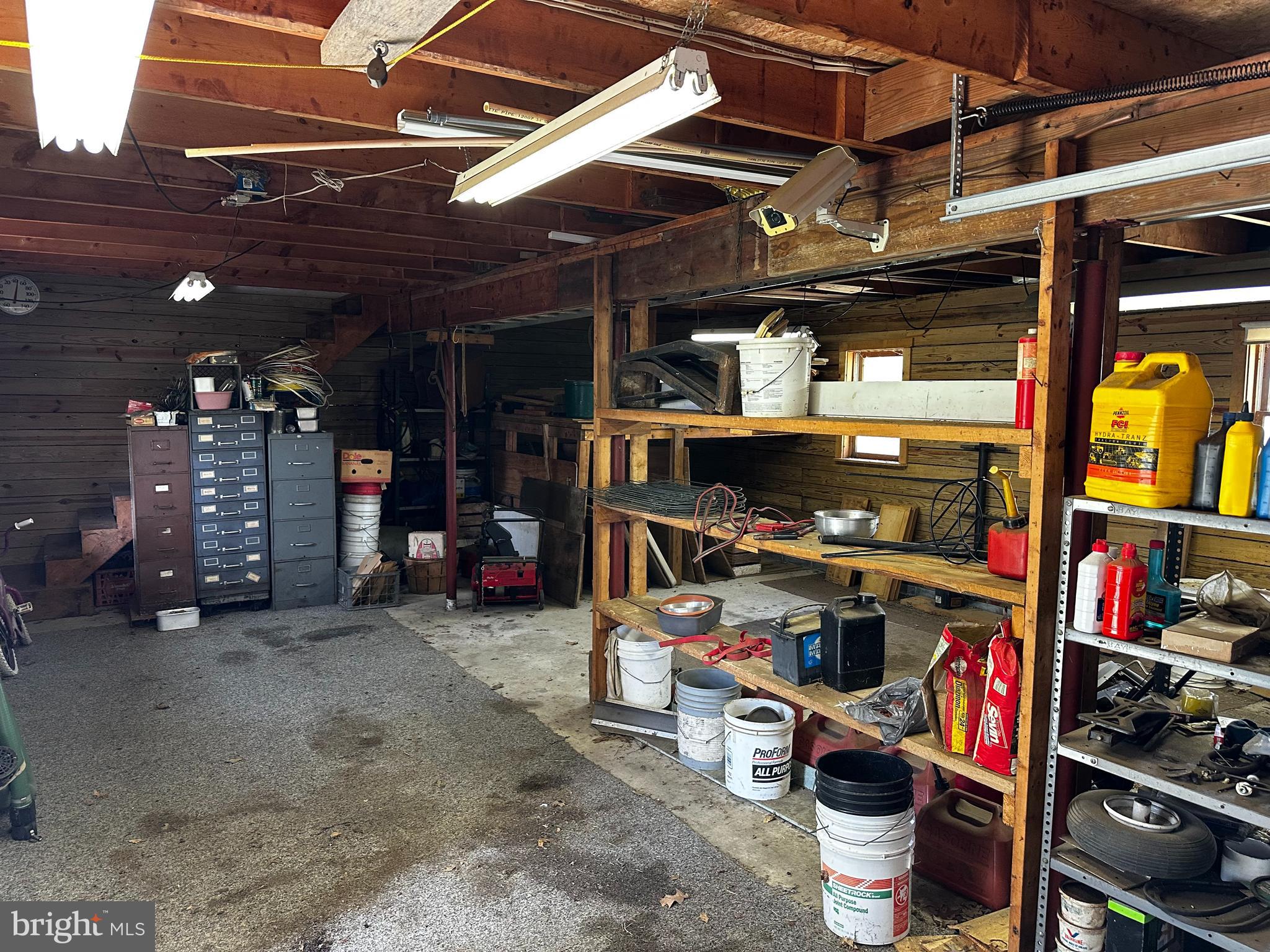 GERRARD ACRES - Residential