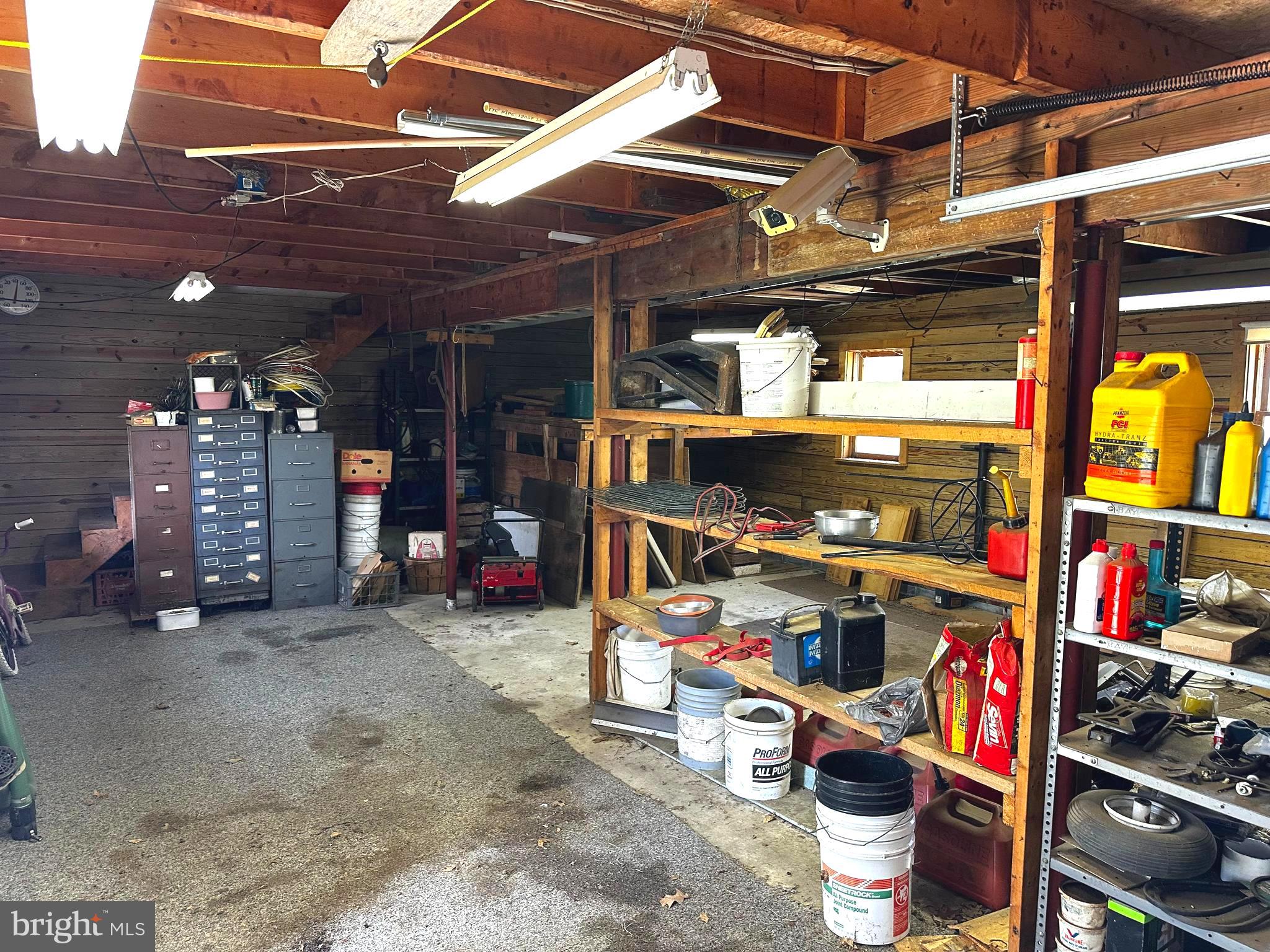 GERRARD ACRES - Residential