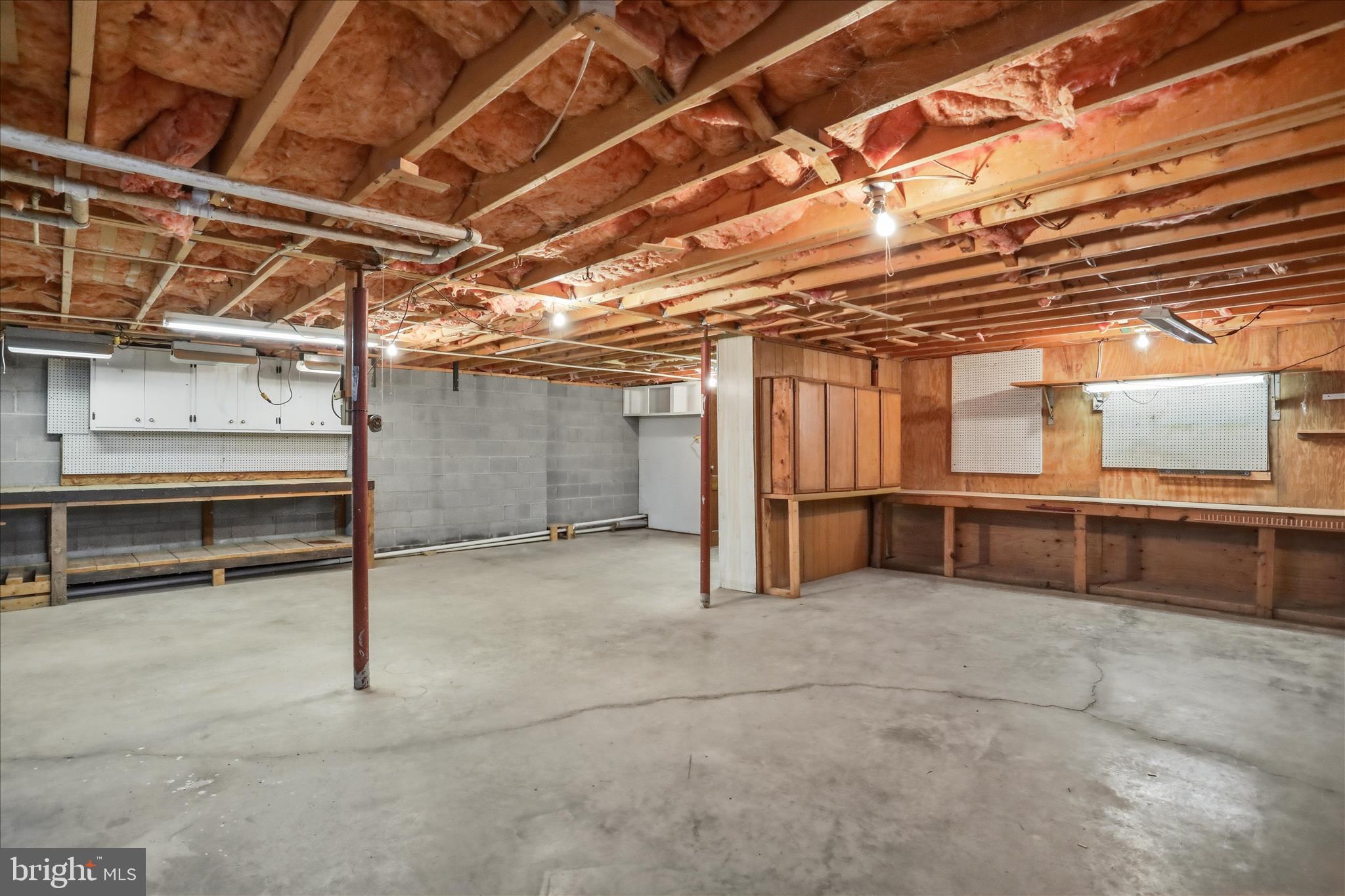 GERRARD ACRES - Residential