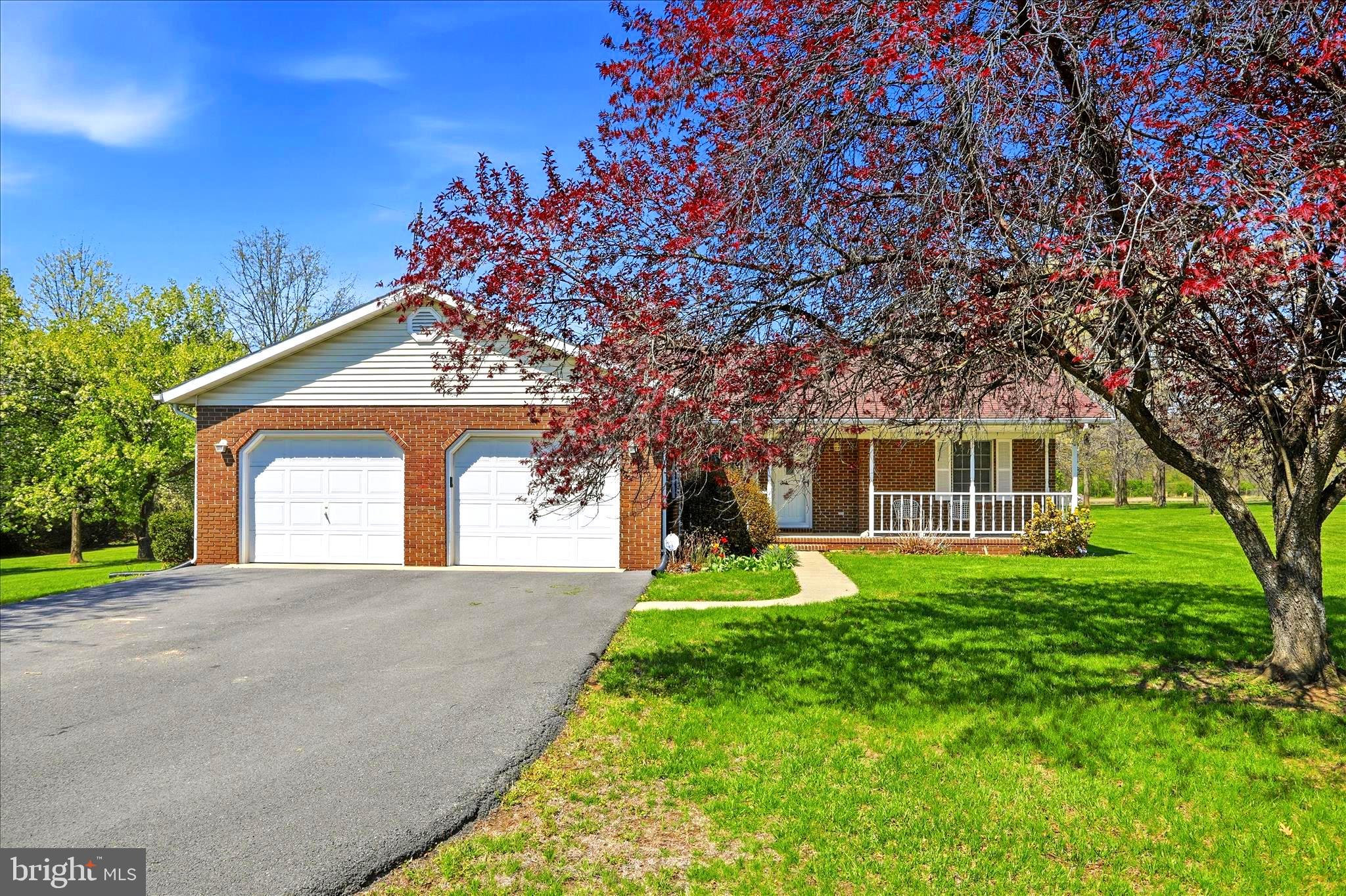 GERRARD ACRES - Residential