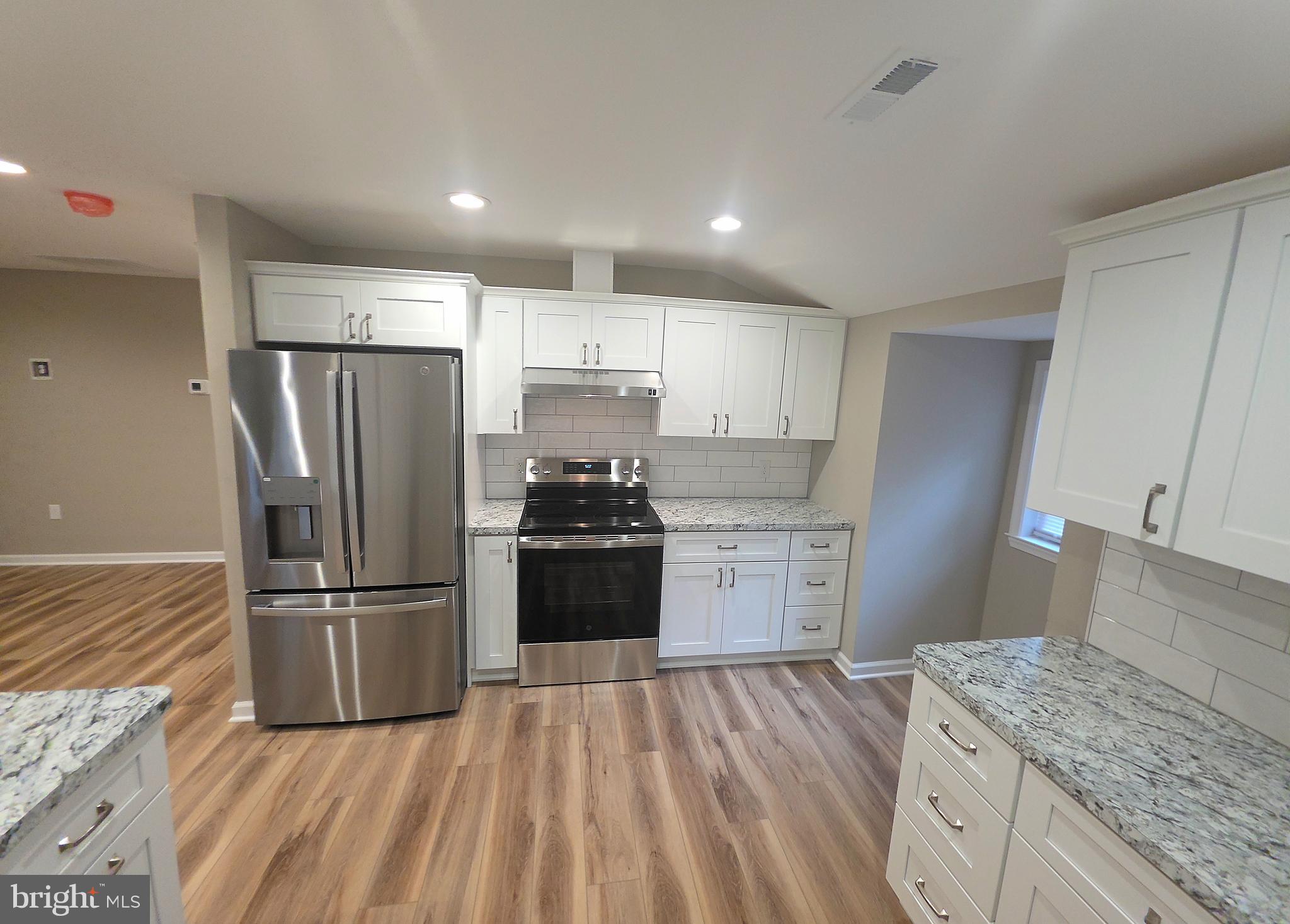 39000 TANGLEWOOD COURT 1