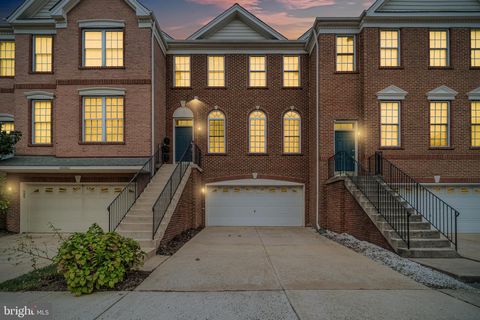 25192 WHIPPOORWILL TERRACE CHANTILLY VA 20152