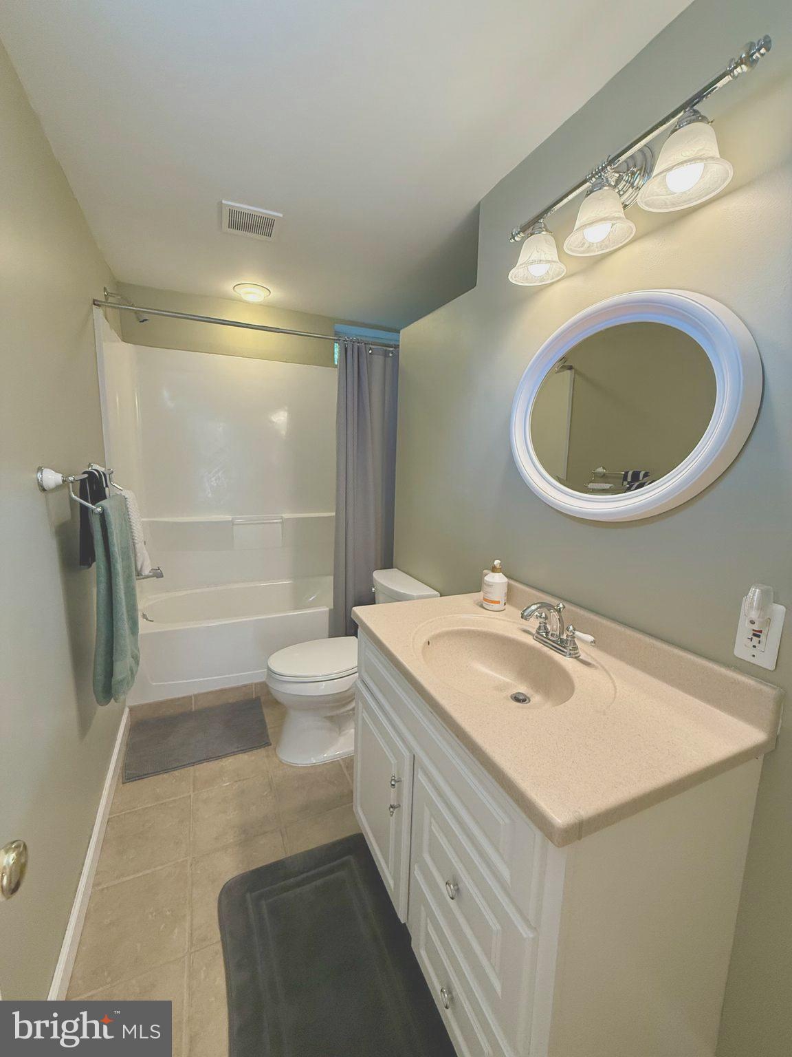 FOXBOROUGH - Residential