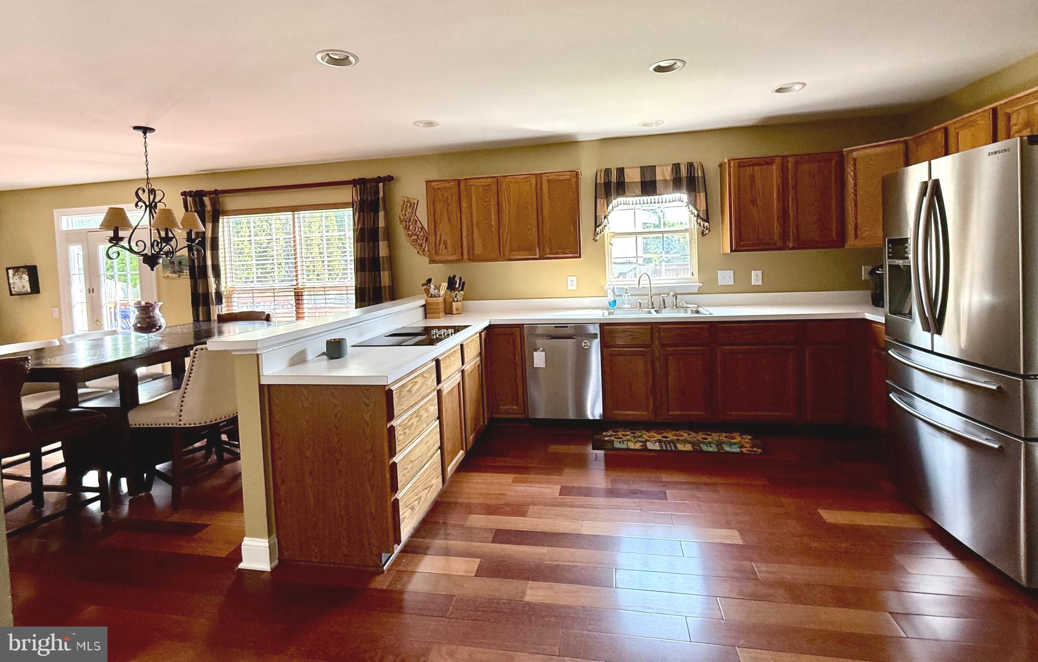 FOXBOROUGH - Residential