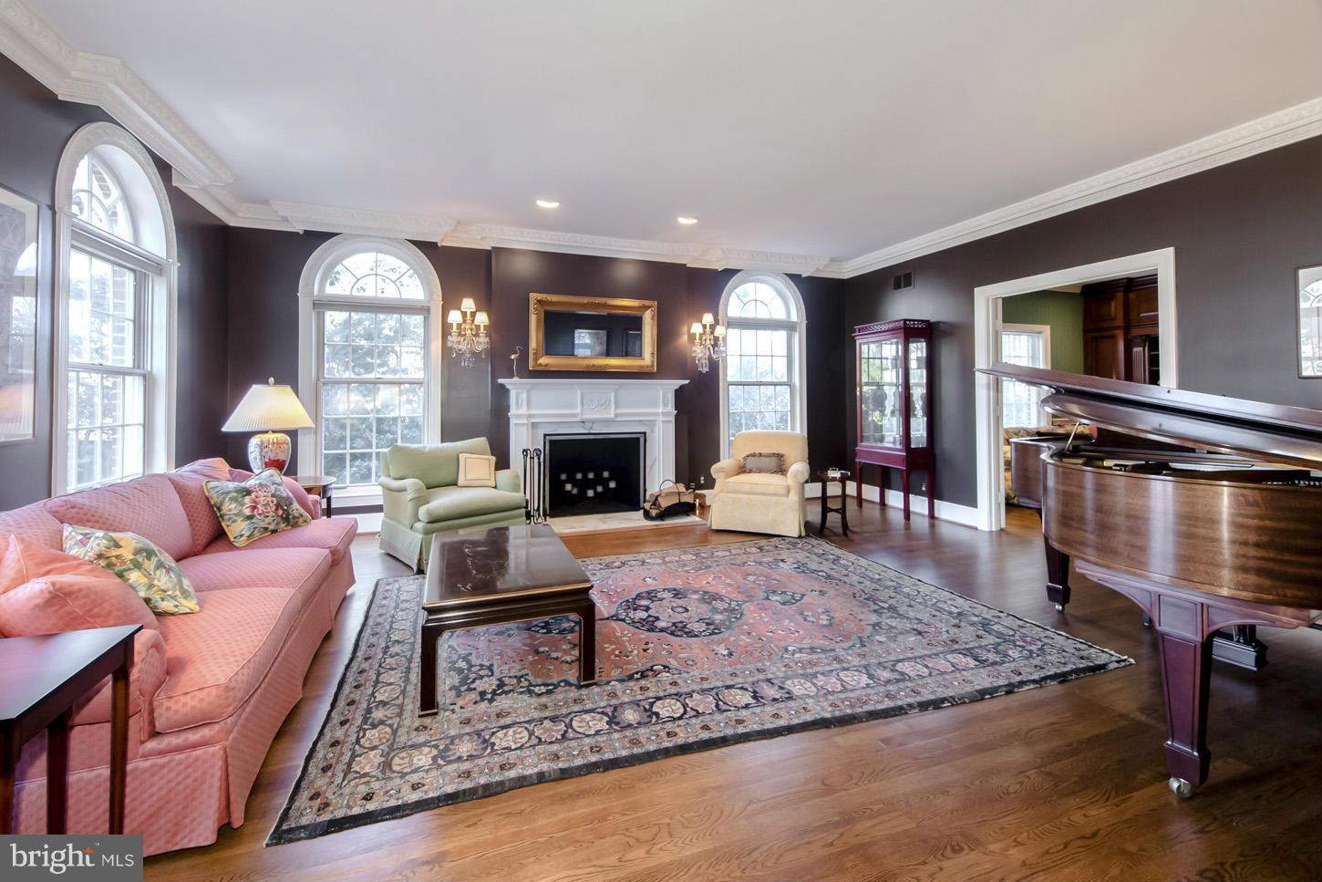 SUMMERWOOD - Residential