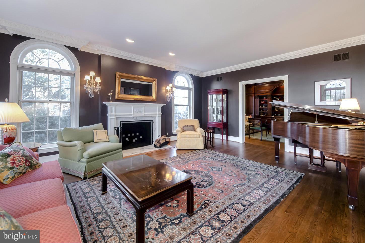 SUMMERWOOD - Residential