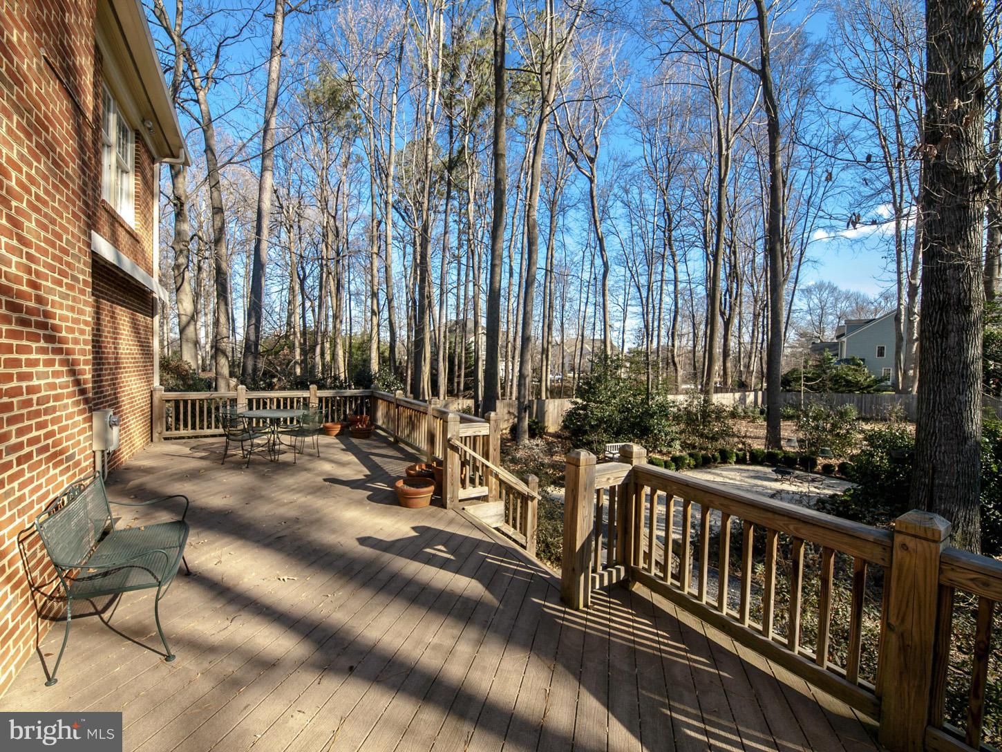 SUMMERWOOD - Residential