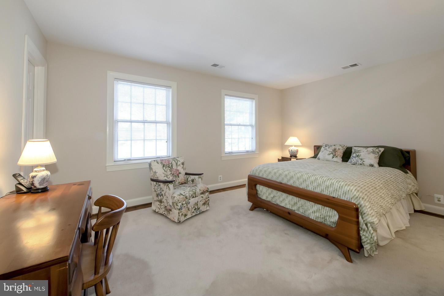 SUMMERWOOD - Residential