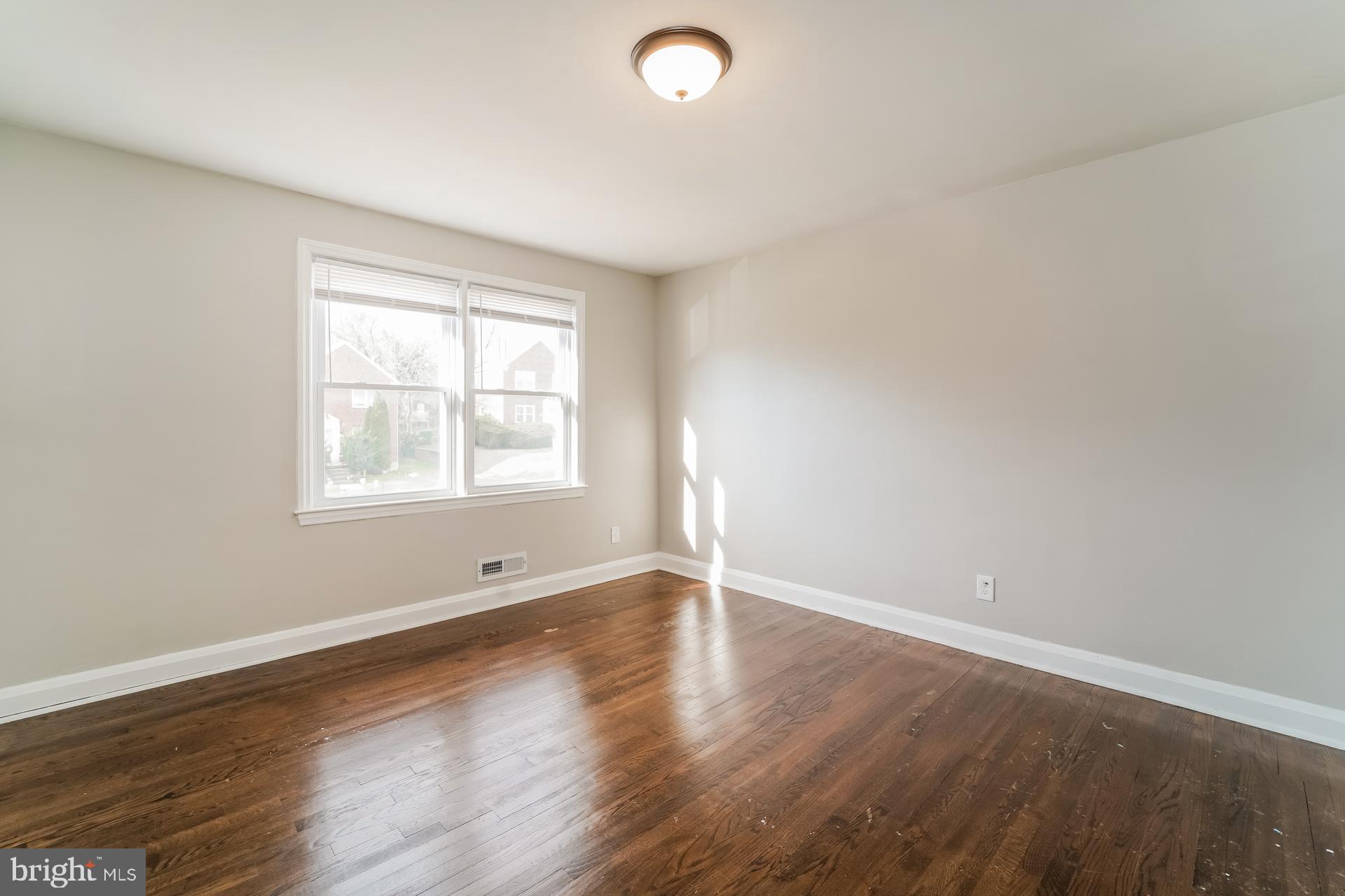 EDMONDSON HEIGHTS - Residential Lease