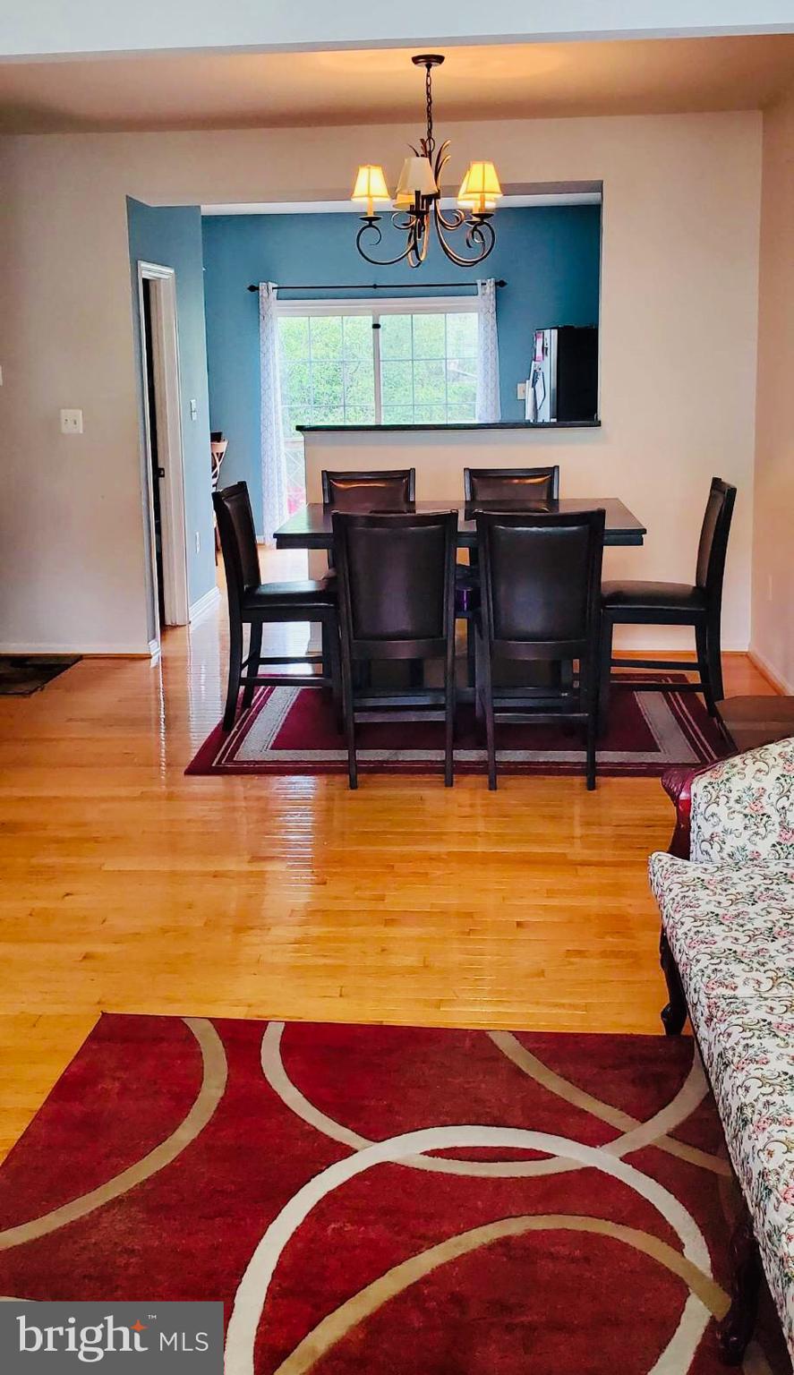 SHERBROOKE II TH CONDO - Residential