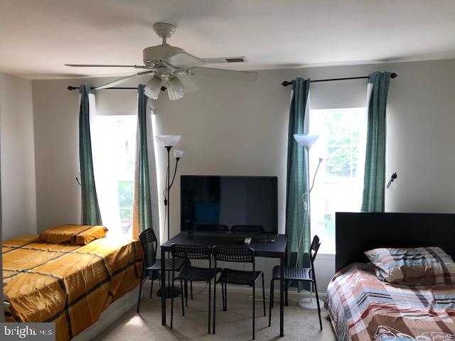 SHERBROOKE II TH CONDO - Residential