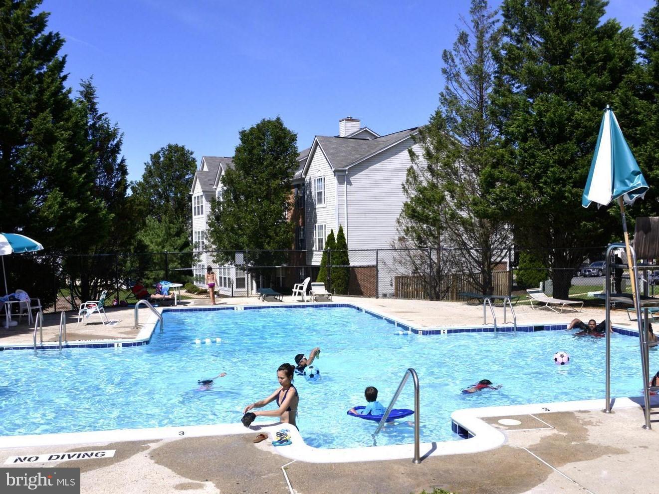 SHERBROOKE II TH CONDO - Residential