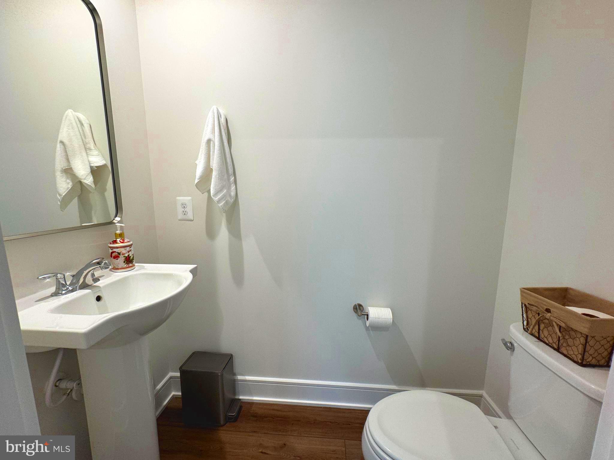 DEMOTT & SILVER - Residential
