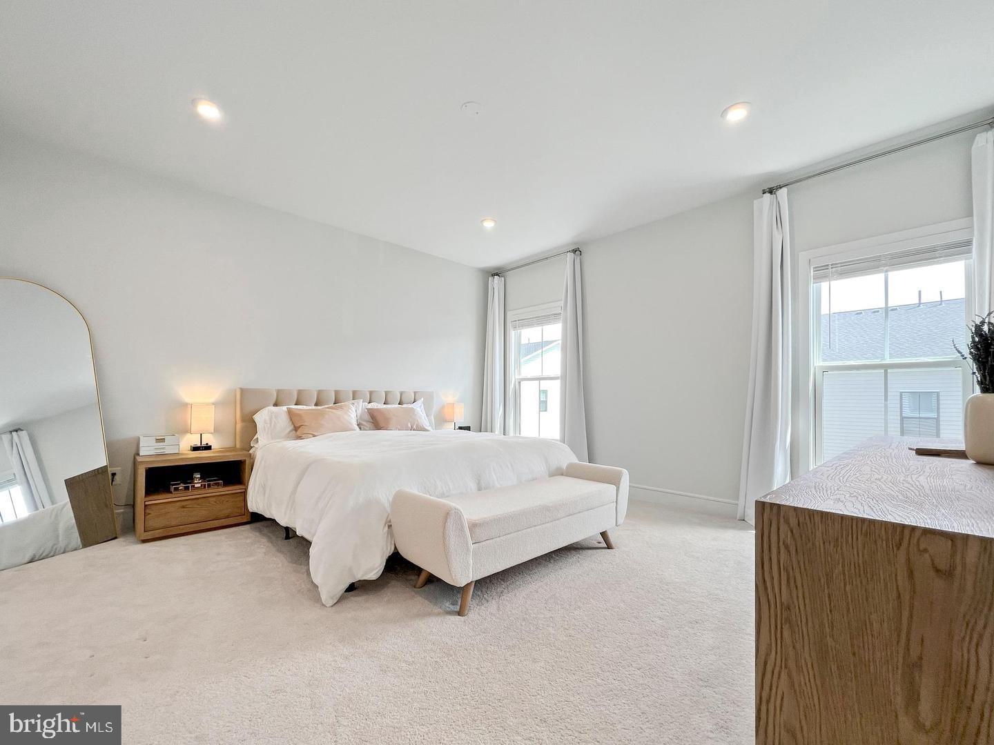 DEMOTT & SILVER - Residential