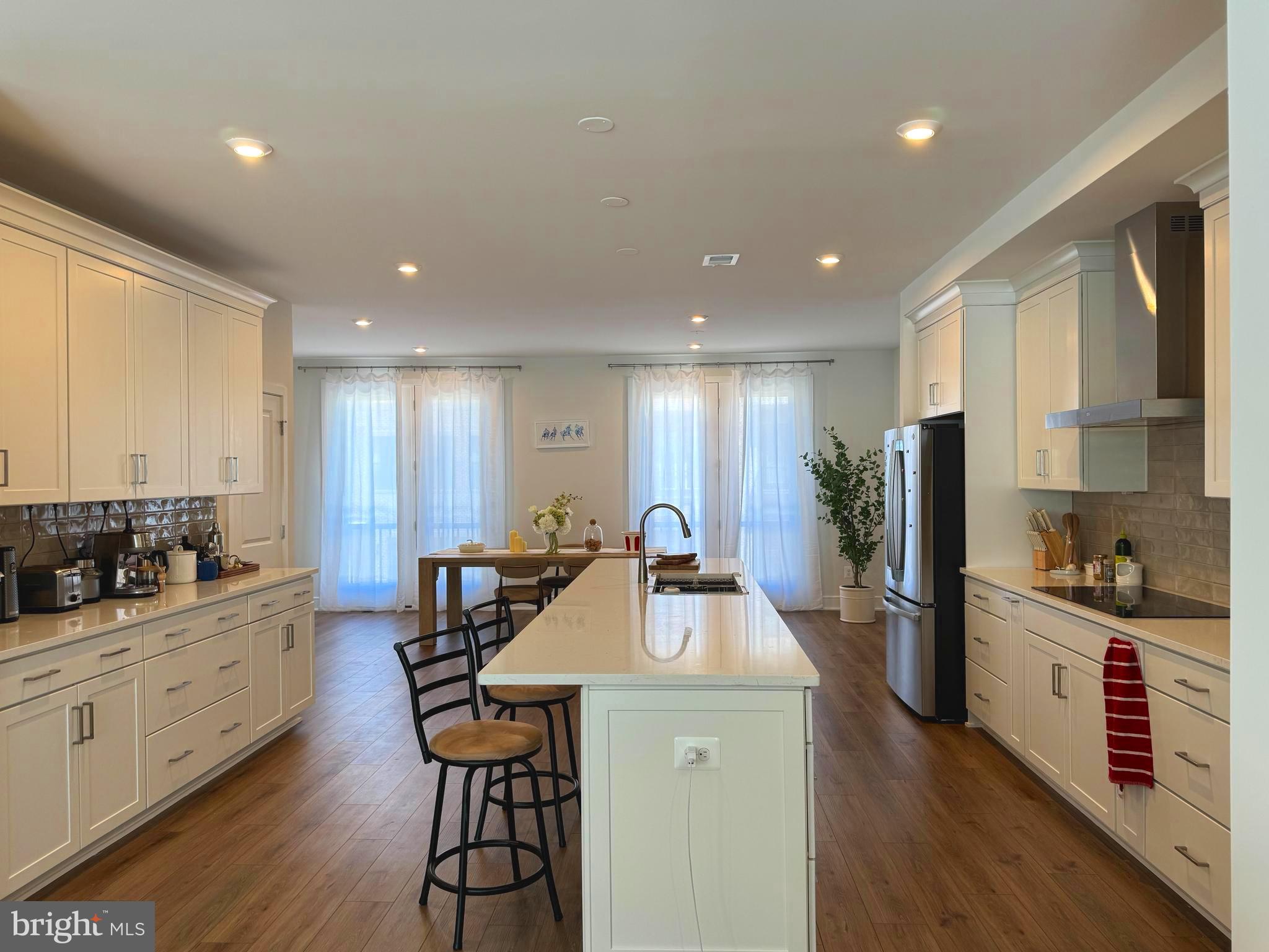 DEMOTT & SILVER - Residential