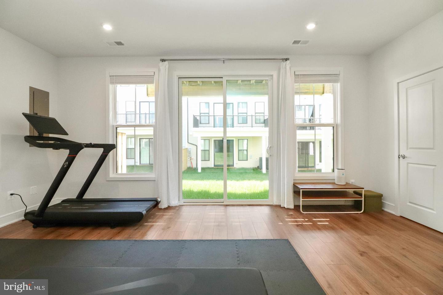 DEMOTT & SILVER - Residential