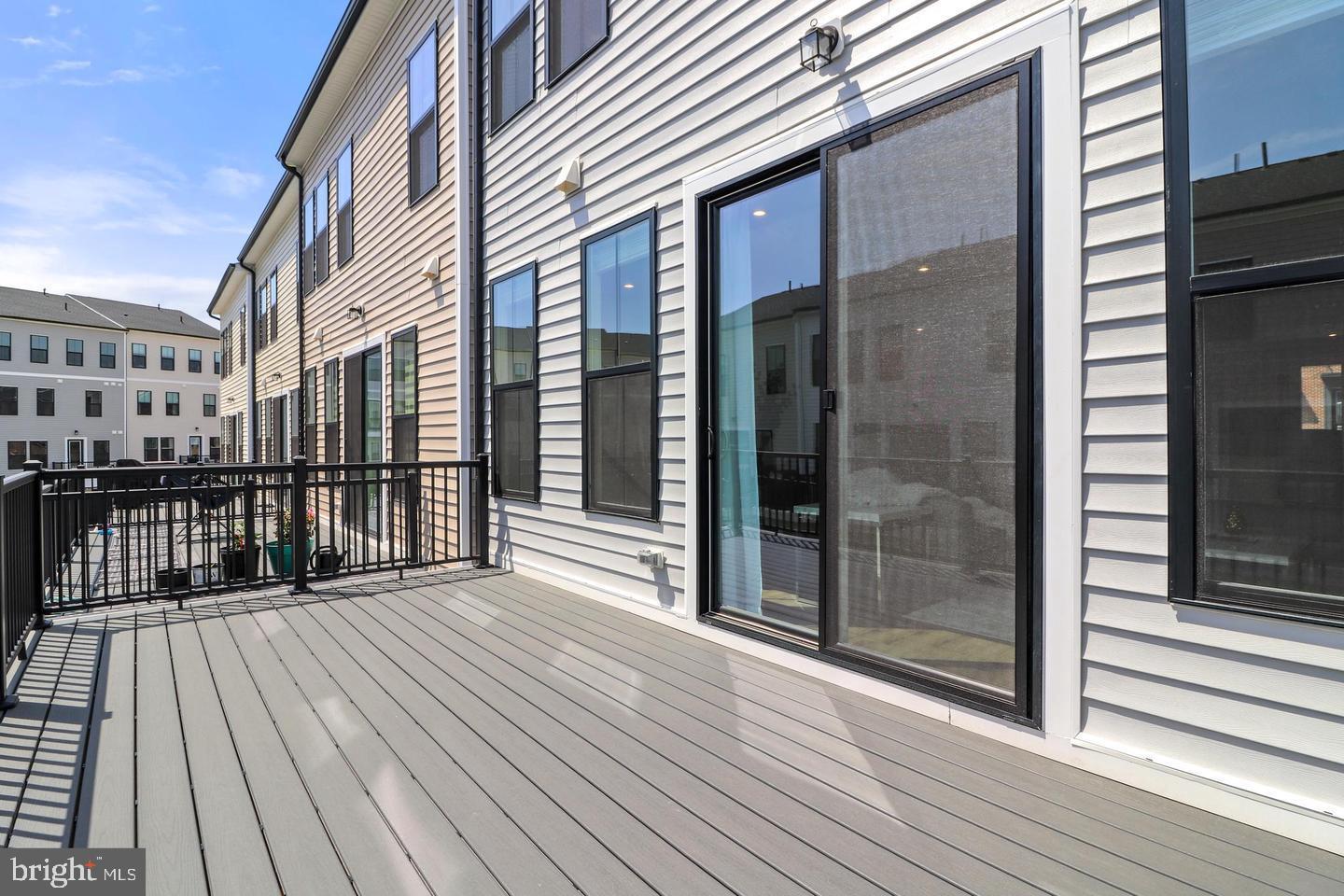 DEMOTT & SILVER - Residential